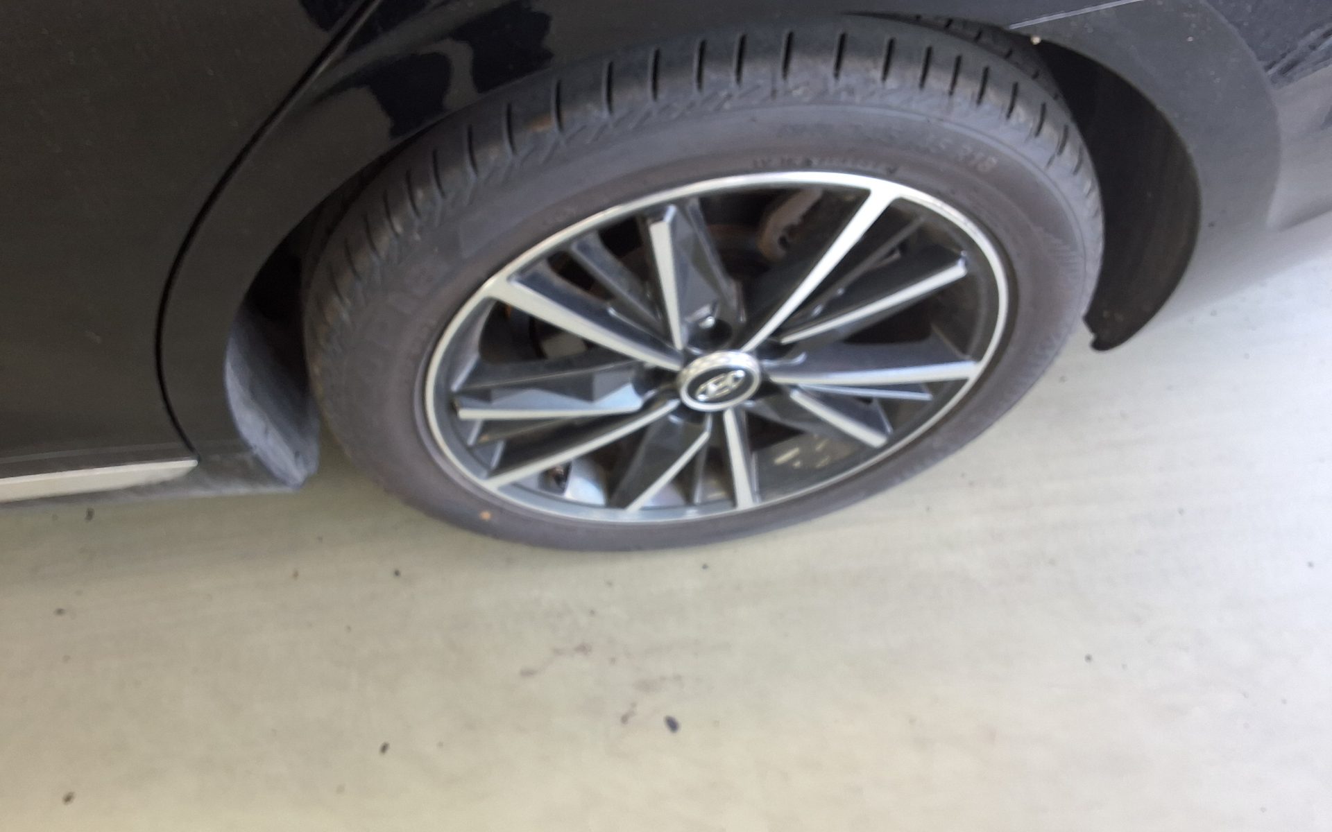 HYUNDAI THE NEW GRANDEUR IG GASOLINE 3.3 EXCLUSIVE 2020 - zdjęcie 25