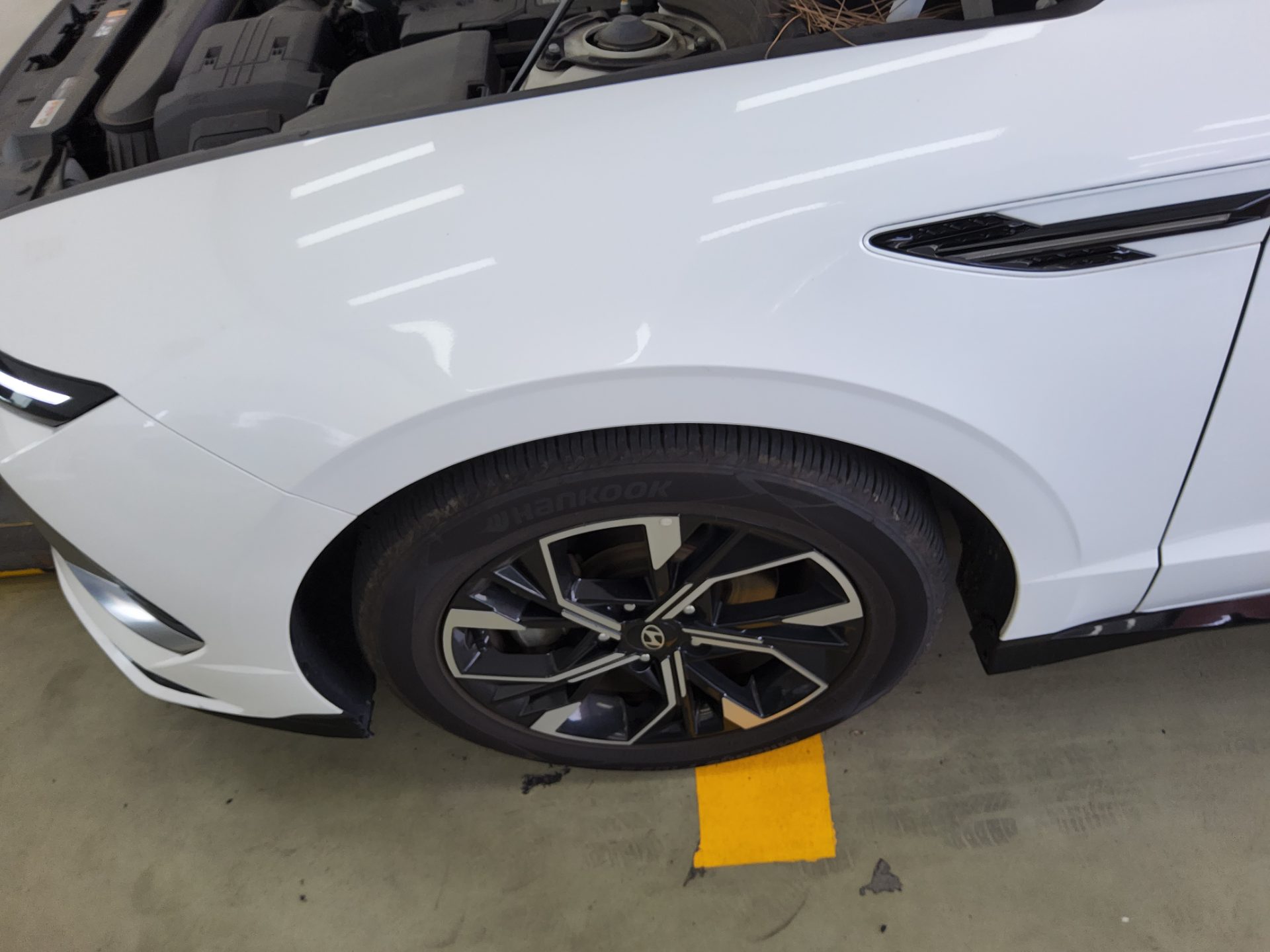 HYUNDAI SONATA THE EDGE GASOLINE 2.0 PREMIUM 2024 - zdjęcie 21