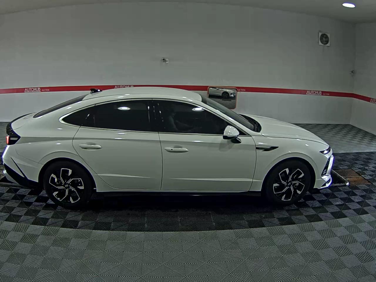 HYUNDAI SONATA THE EDGE GASOLINE 2.0 PREMIUM 2024 - zdjęcie 4