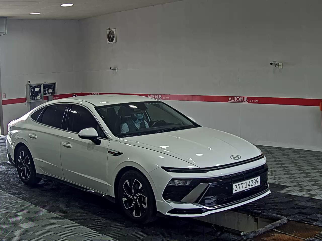 HYUNDAI SONATA THE EDGE GASOLINE 2.0 PREMIUM 2024 - zdjęcie 3