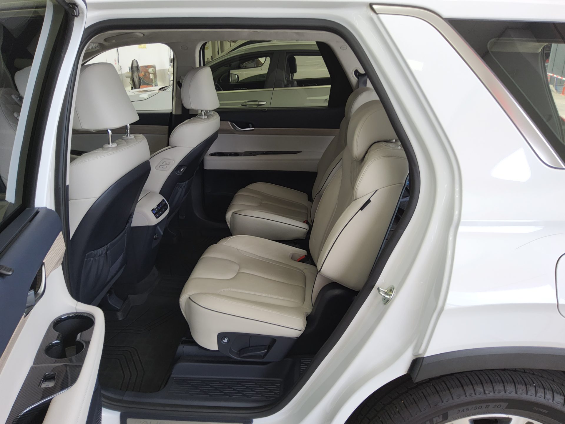 HYUNDAI PALISADE 2.2 DIESEL PRESTIGE 2019 - zdjęcie 12