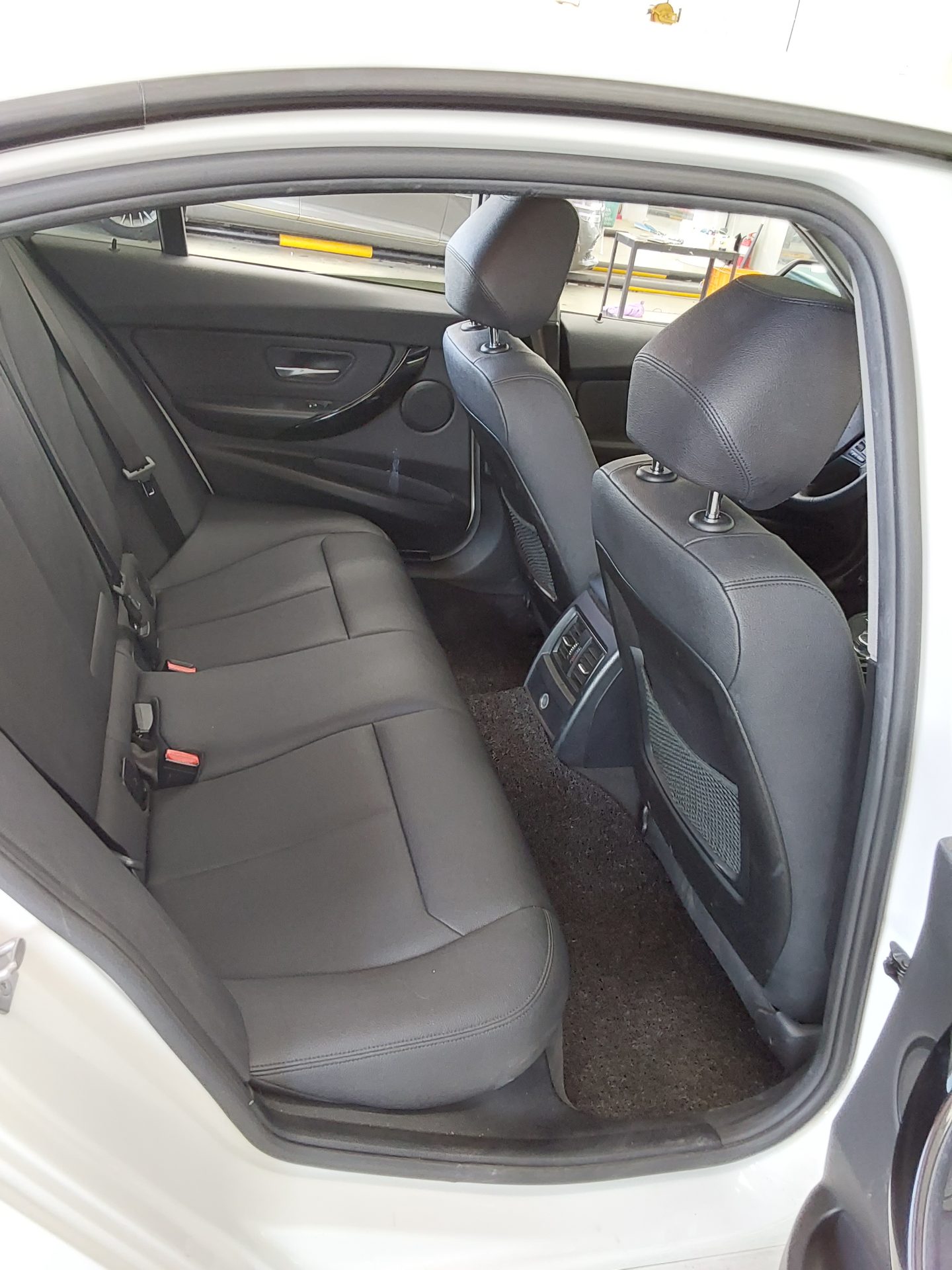 BMW 3 SERIES (6TH GEN) 320d 2017 - zdjęcie 13