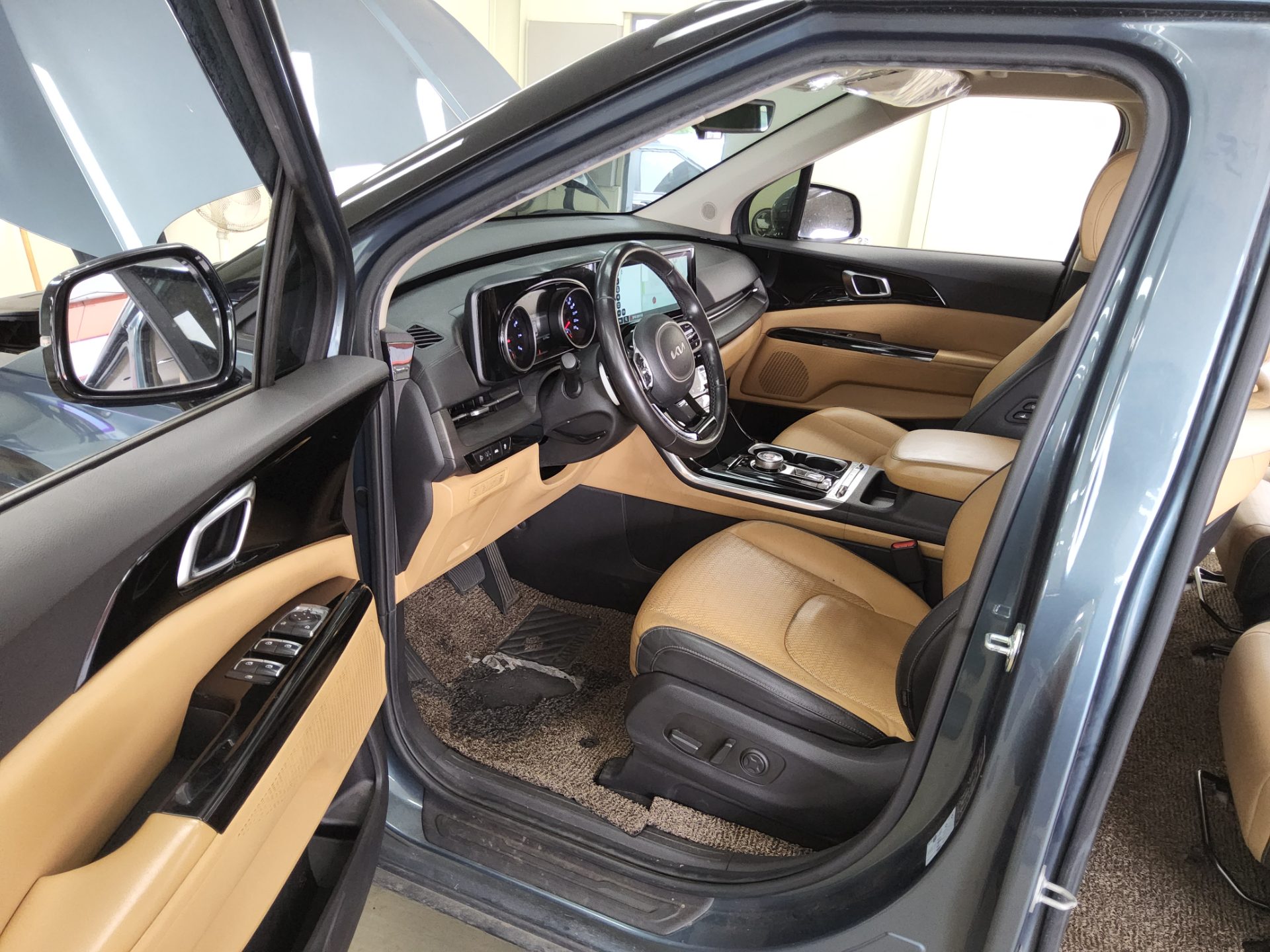 KIA NEW CARNIVAL (KA4) 9-SEATER GASOLINE NOBLESSE 2023 - zdjęcie 10