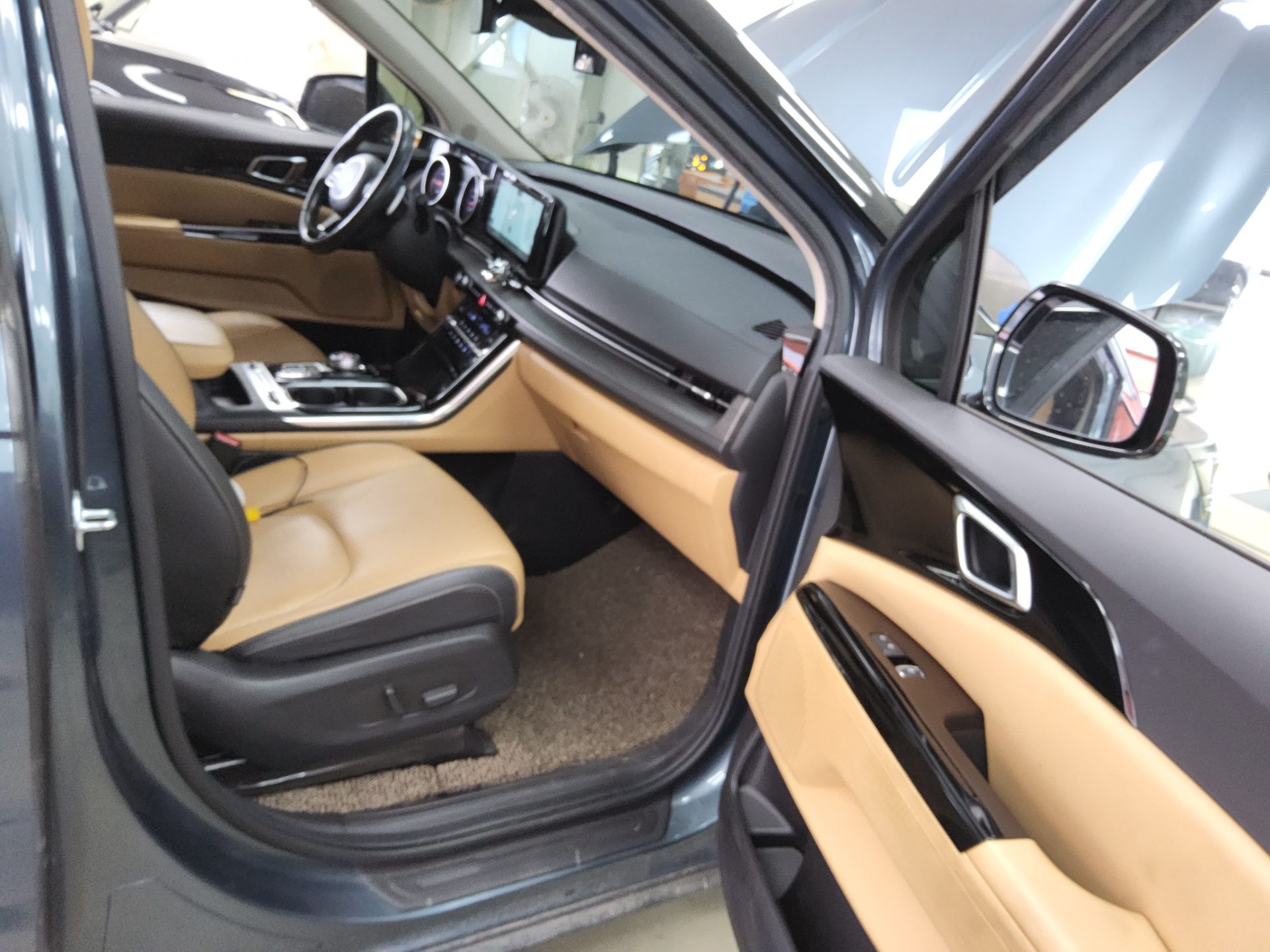 KIA NEW CARNIVAL (KA4) 9-SEATER GASOLINE NOBLESSE 2023 - zdjęcie 14