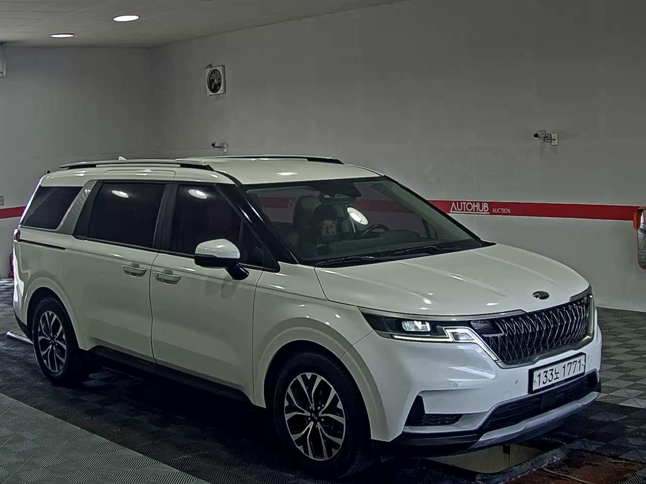 KIA NEW CARNIVAL (KA4) 9-SEATER DIESEL PRESTIGE 2021 - zdjęcie 3