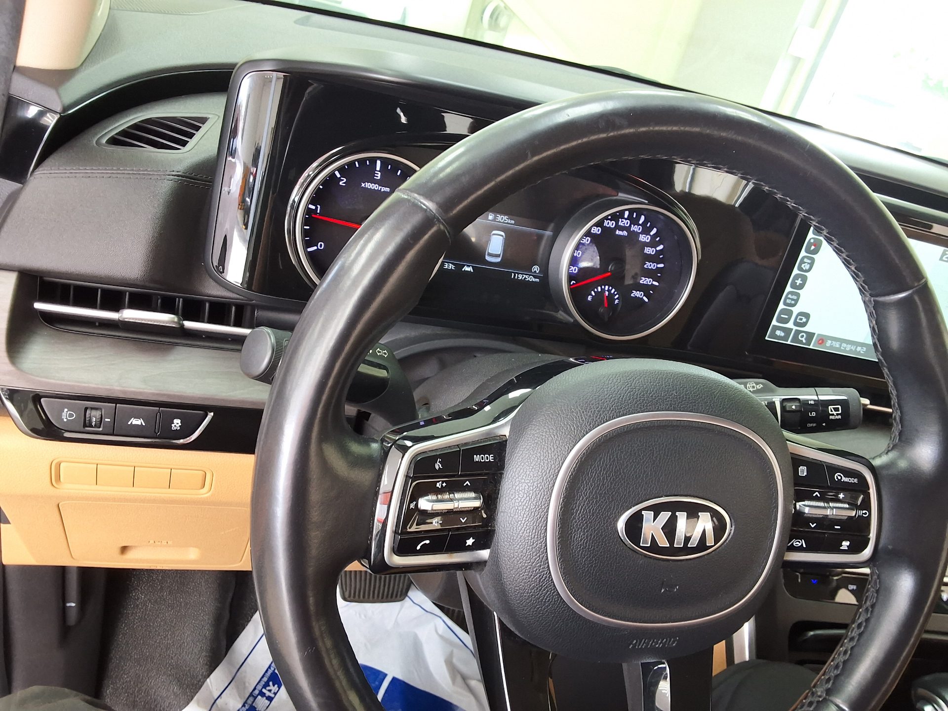 KIA NEW CARNIVAL (KA4) 9-SEATER DIESEL PRESTIGE 2021 - zdjęcie 22
