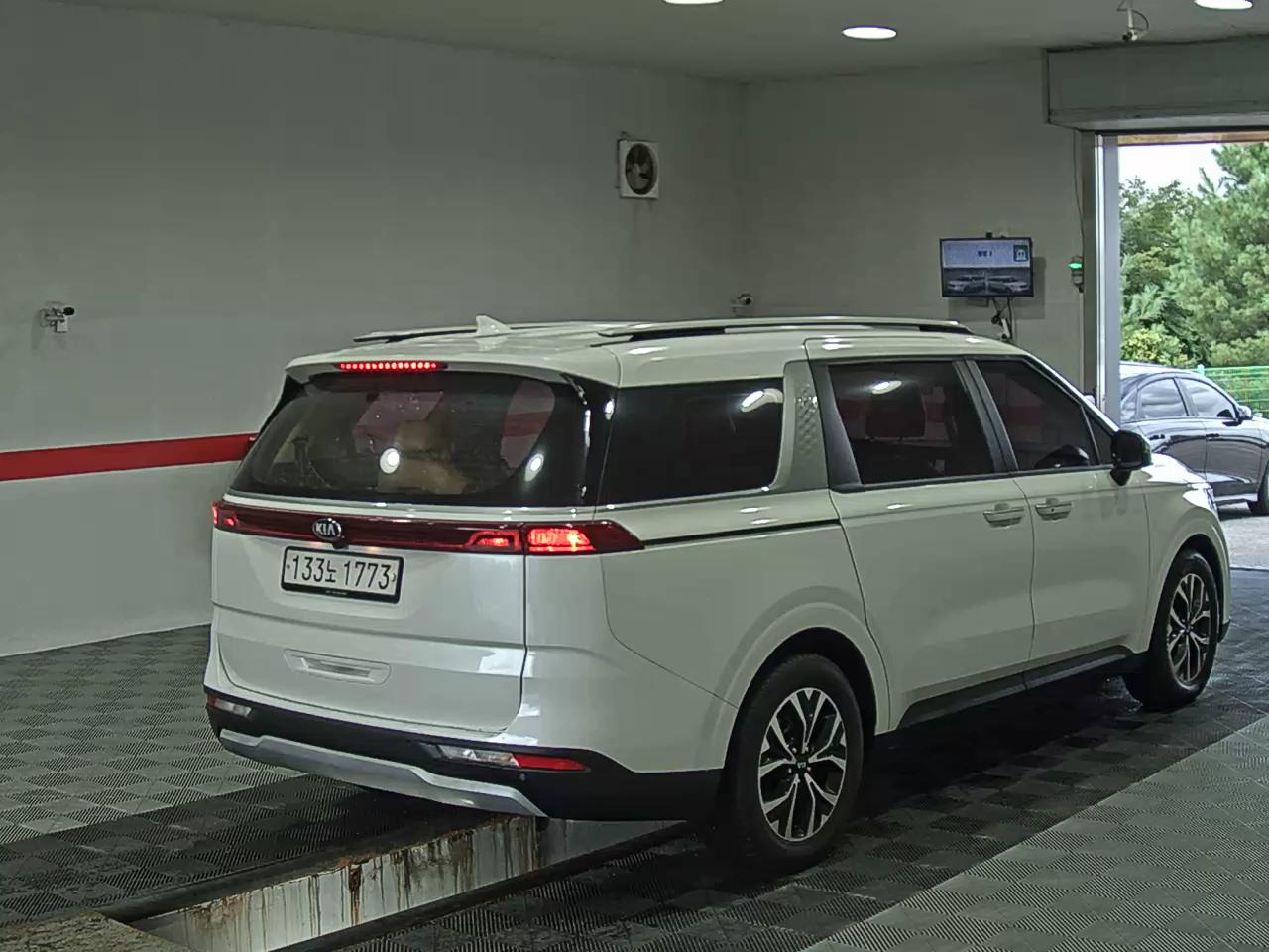 KIA NEW CARNIVAL (KA4) 9-SEATER DIESEL PRESTIGE 2021 - zdjęcie 5