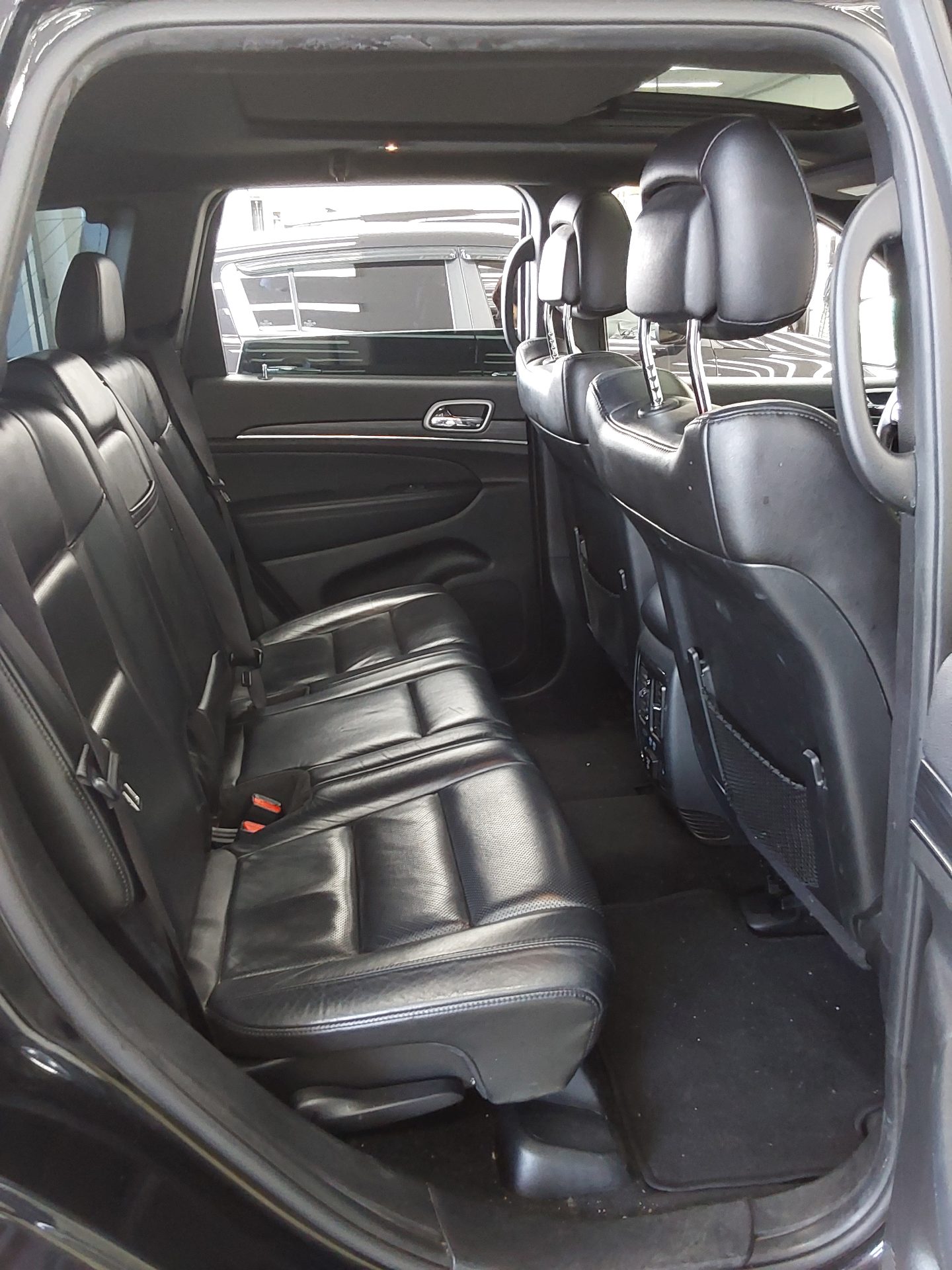 JEEP GRAND CHEROKEE (WK2) 3.6 V6 LAREDO 2021 - zdjęcie 13