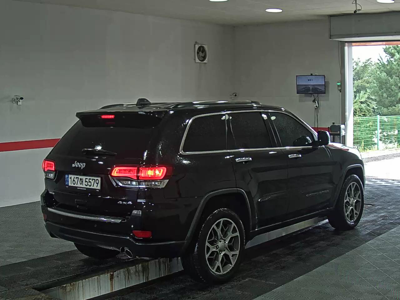 JEEP GRAND CHEROKEE (WK2) 3.6 V6 LAREDO 2021 - zdjęcie 5