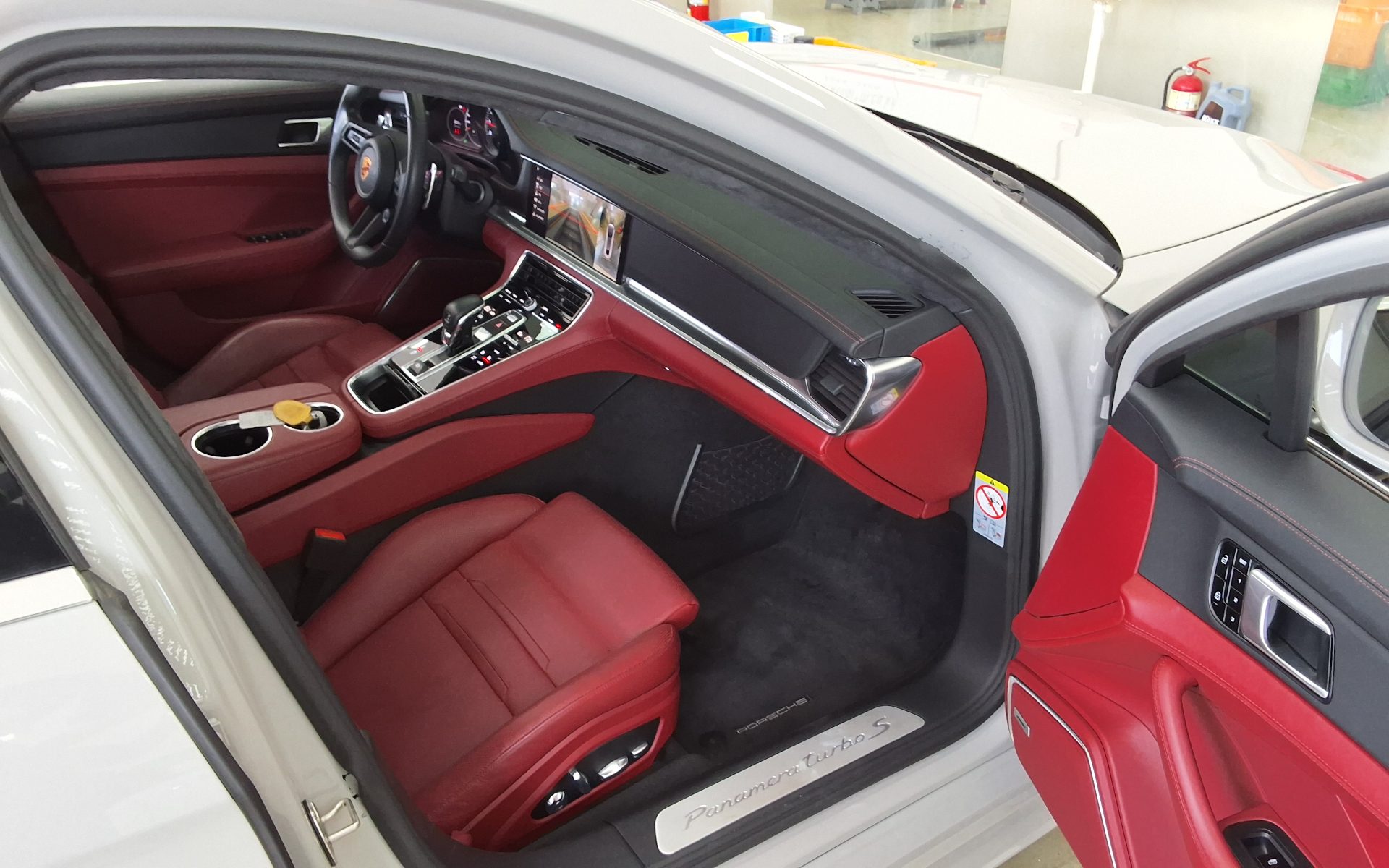 PORSCHE PANAMERA (2ND GEN) 4.0 TURBO S 2021 - zdjęcie 14