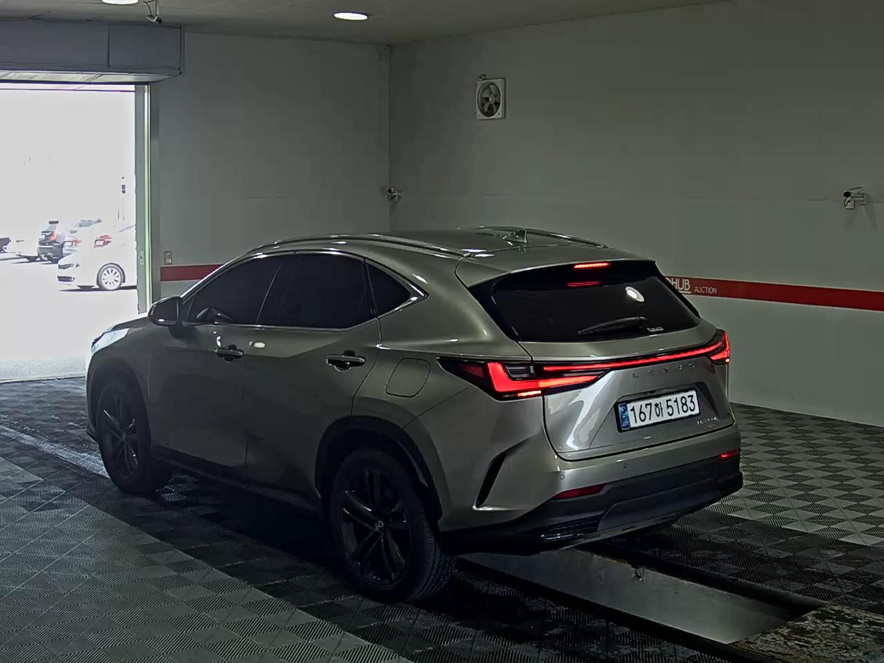 LEXUS NX (2ND GEN) 350h PREMIUM 2025 - zdjęcie 6