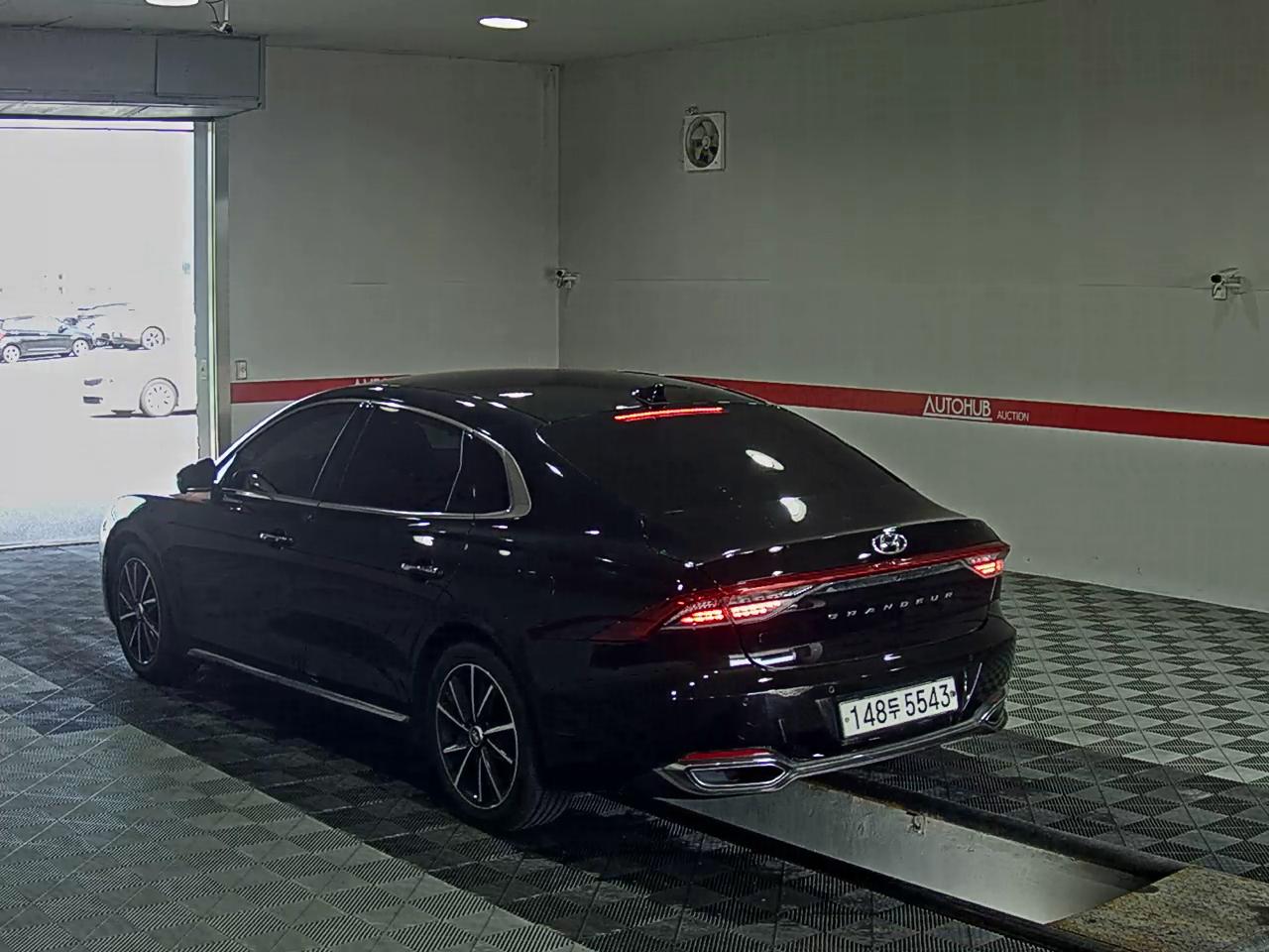 HYUNDAI THE NEW GRANDEUR IG GASOLINE 3.3 EXCLUSIVE 2020 - zdjęcie 6