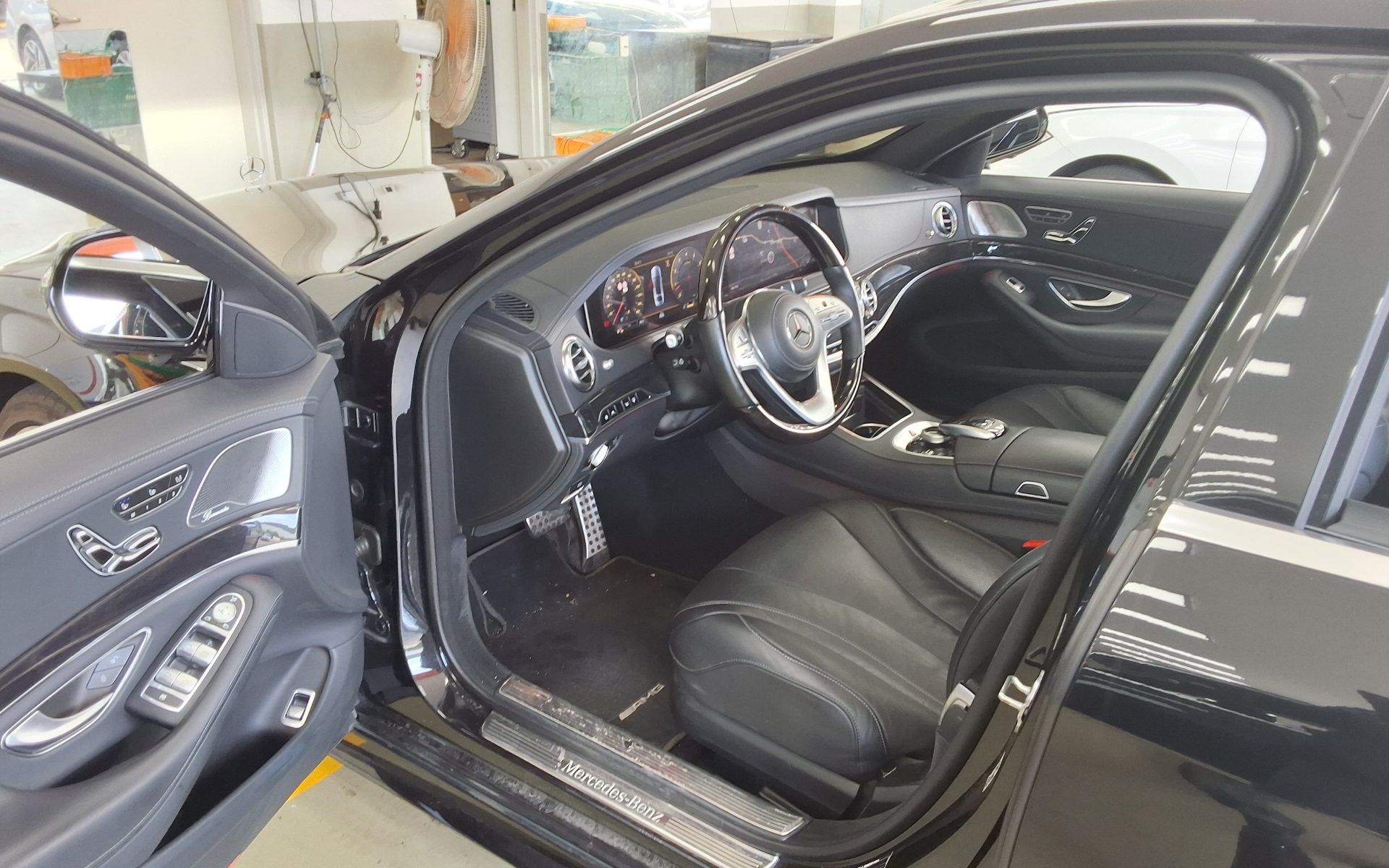 MERCEDES-BENZ S-CLASS (6TH GEN) S450L 4MATIC 2018 - zdjęcie 10