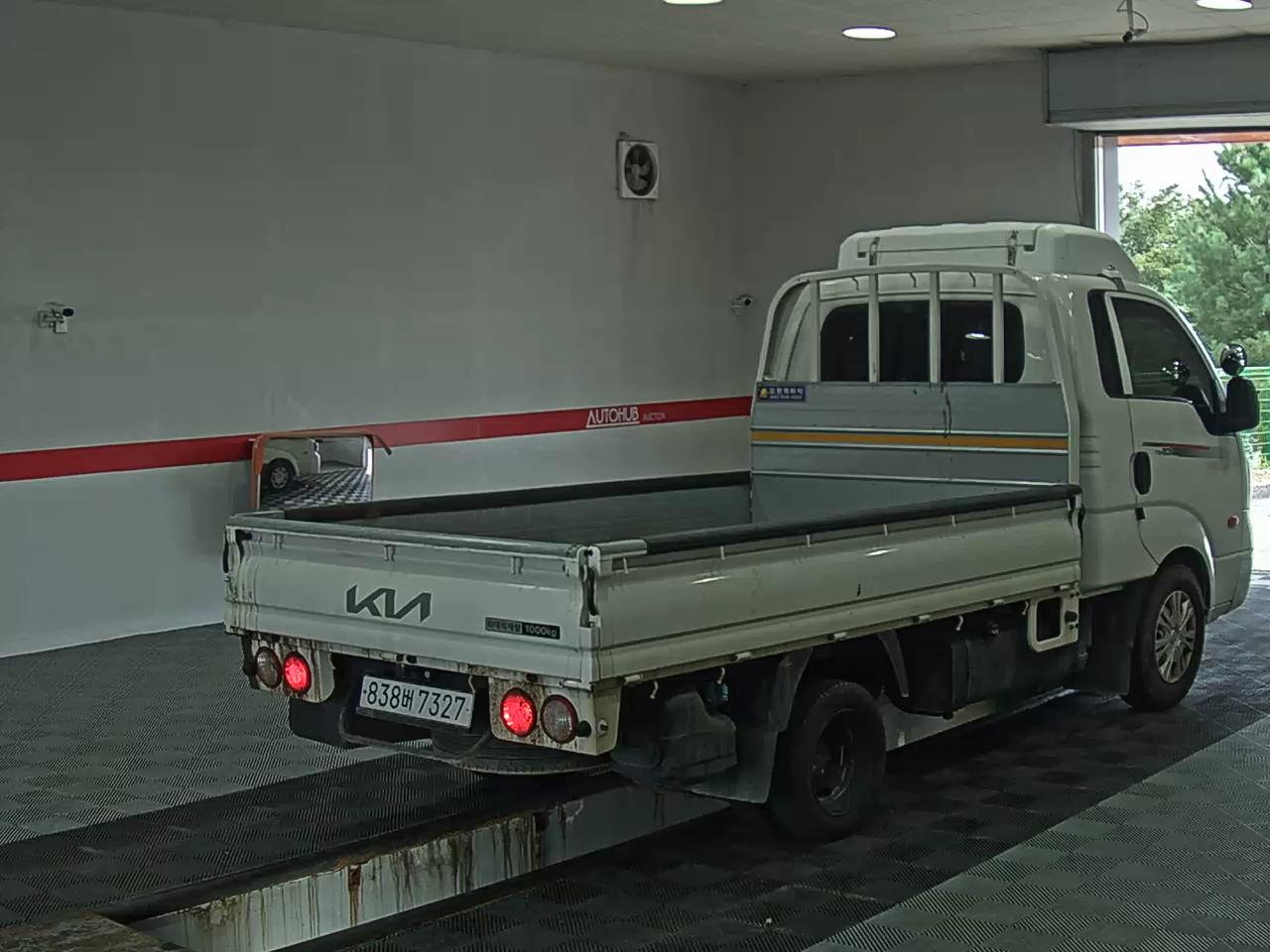 KIA THE NEW BONGO III CARGO 1 TON KING CAB EXTRA LONG WHEELBASE L LITE 2022 - zdjęcie 5