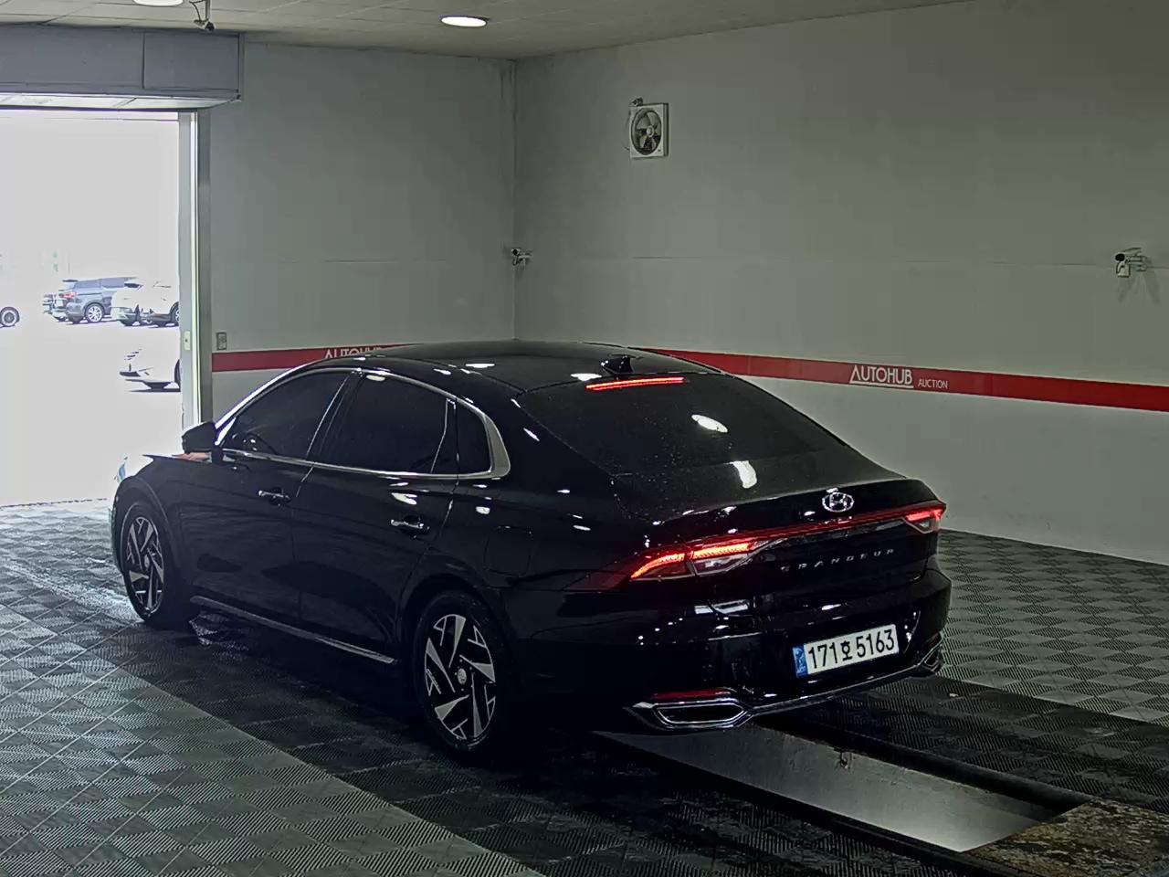 HYUNDAI THE NEW GRANDEUR IG HYBRID 2.4 HEV LE BLANC 2023 - zdjęcie 6