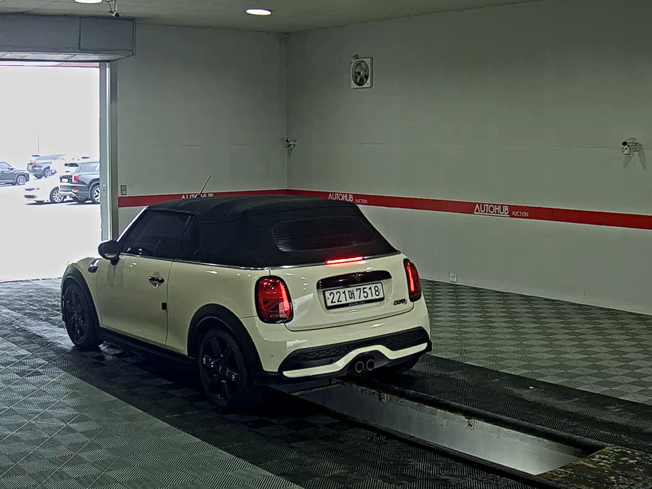 MINI COOPER CONVERTIBLE (3RD GEN) 2.0 S CLASSIC 2022 - zdjęcie 6
