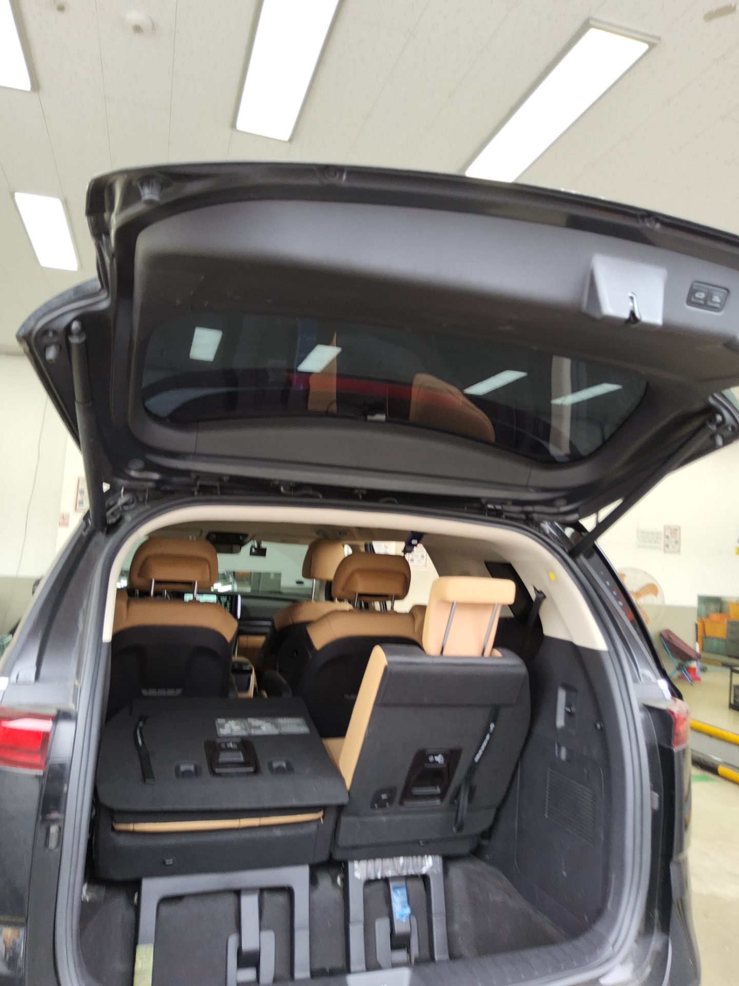 KIA NEW CARNIVAL (KA4) 7-SEATER GASOLINE NOBLESSE 2022 - zdjęcie 15