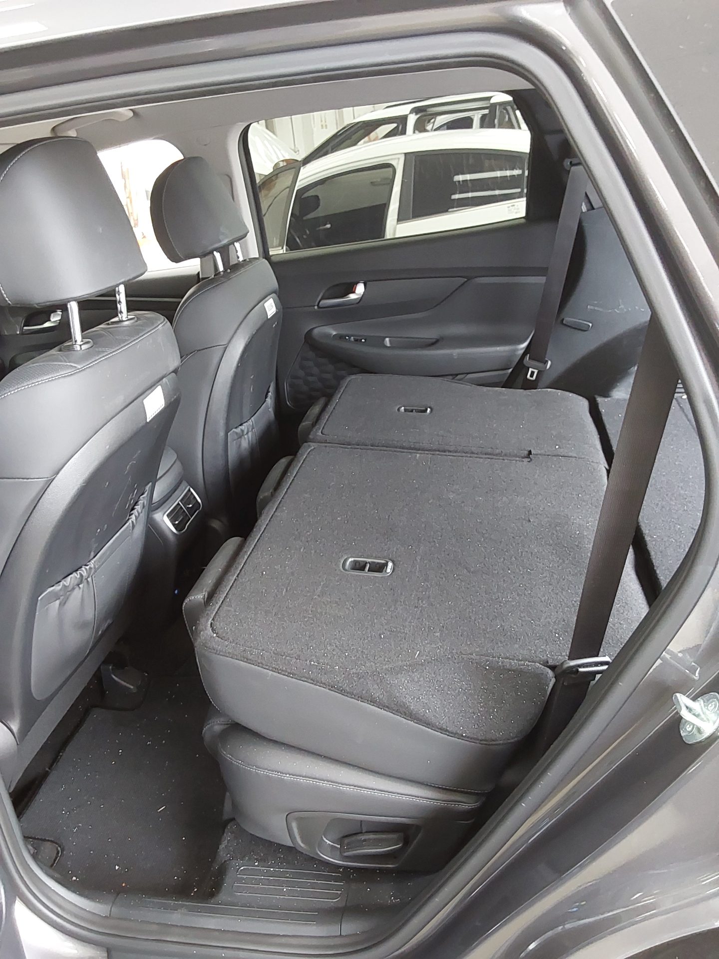 HYUNDAI THE NEW SANTA FE DIESEL 2.2 AWD EXCLUSIVE 2023 - zdjęcie 12
