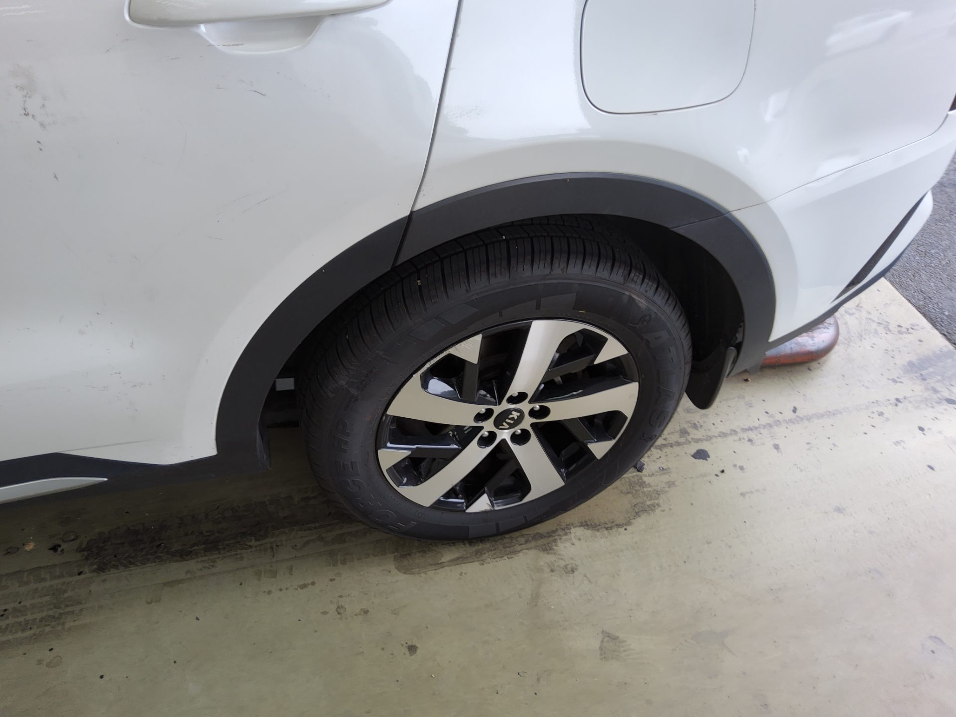KIA NEW SORENTO (MQ4) 2.2 DIESEL 2WD PRESTIGE 2021 - zdjęcie 23