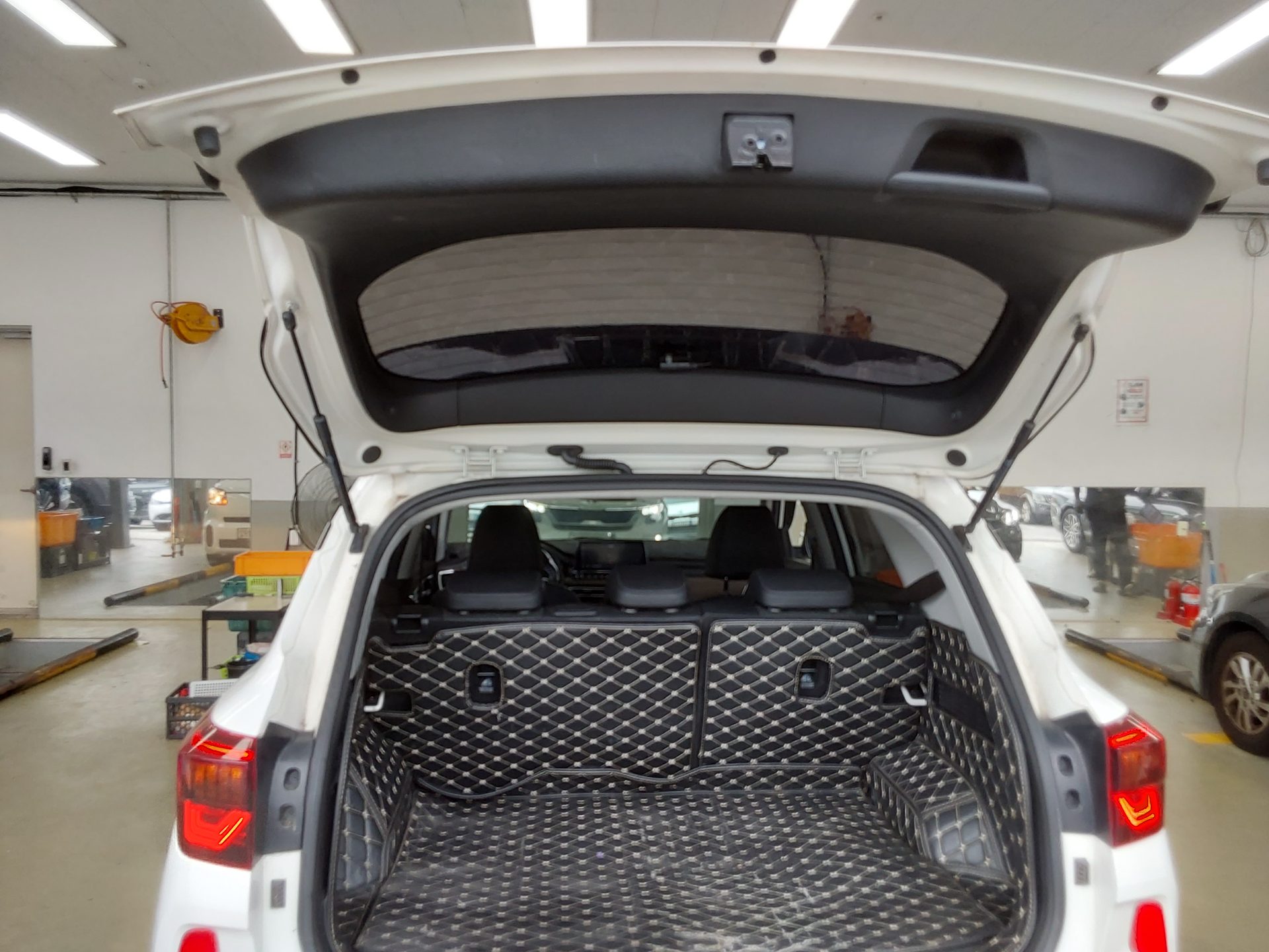KIA SELTOS 1.6 GASOLINE 2WD NOBLESSE 2020 - zdjęcie 15