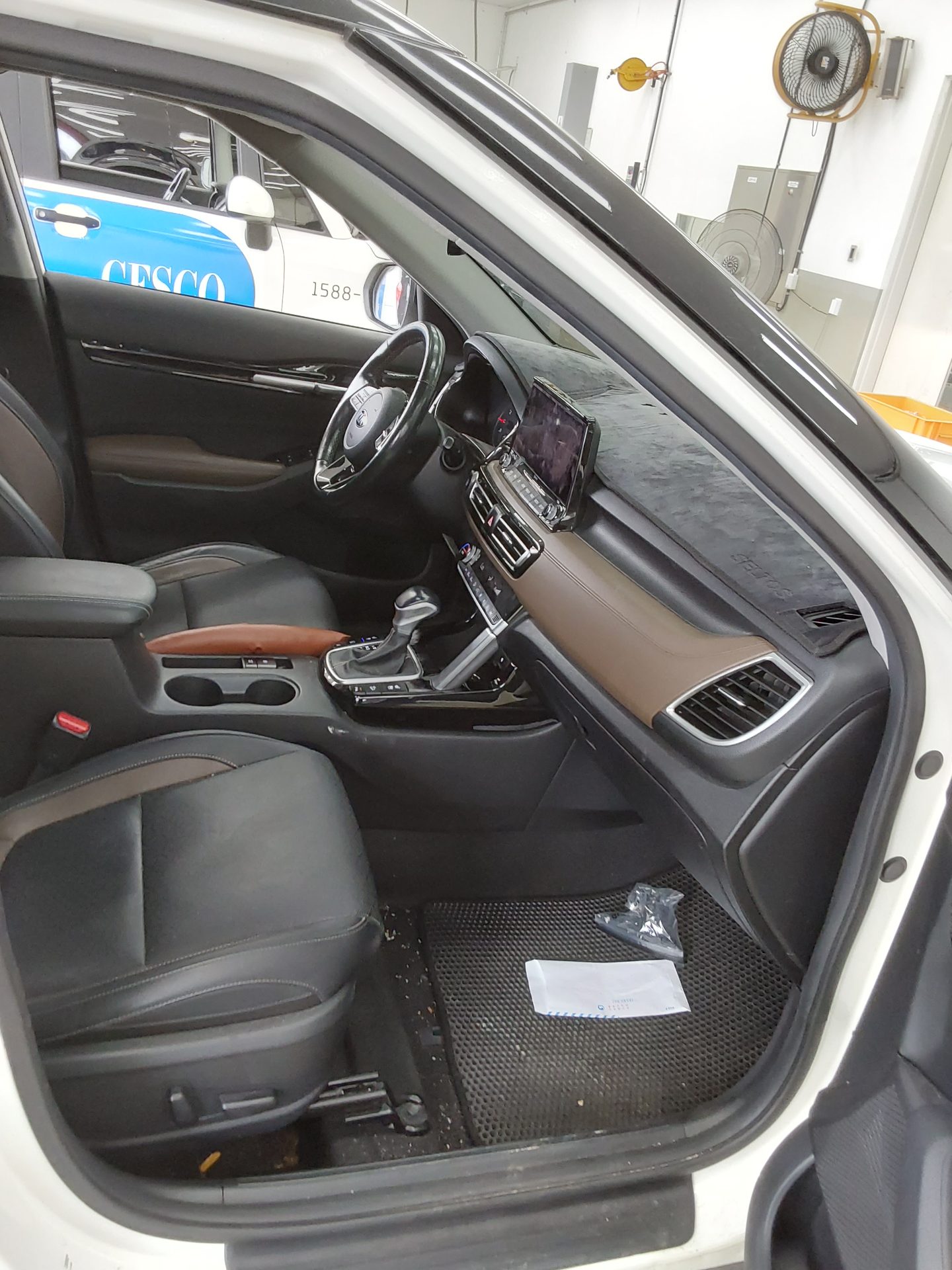 KIA SELTOS 1.6 GASOLINE 2WD NOBLESSE 2020 - zdjęcie 14