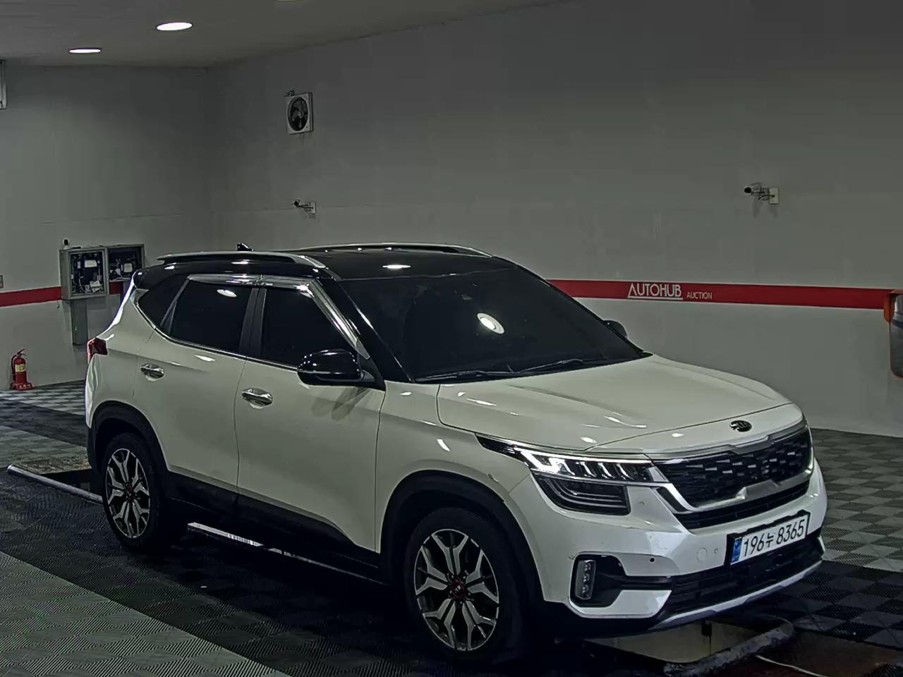 KIA SELTOS 1.6 GASOLINE 2WD NOBLESSE 2020 - zdjęcie 3