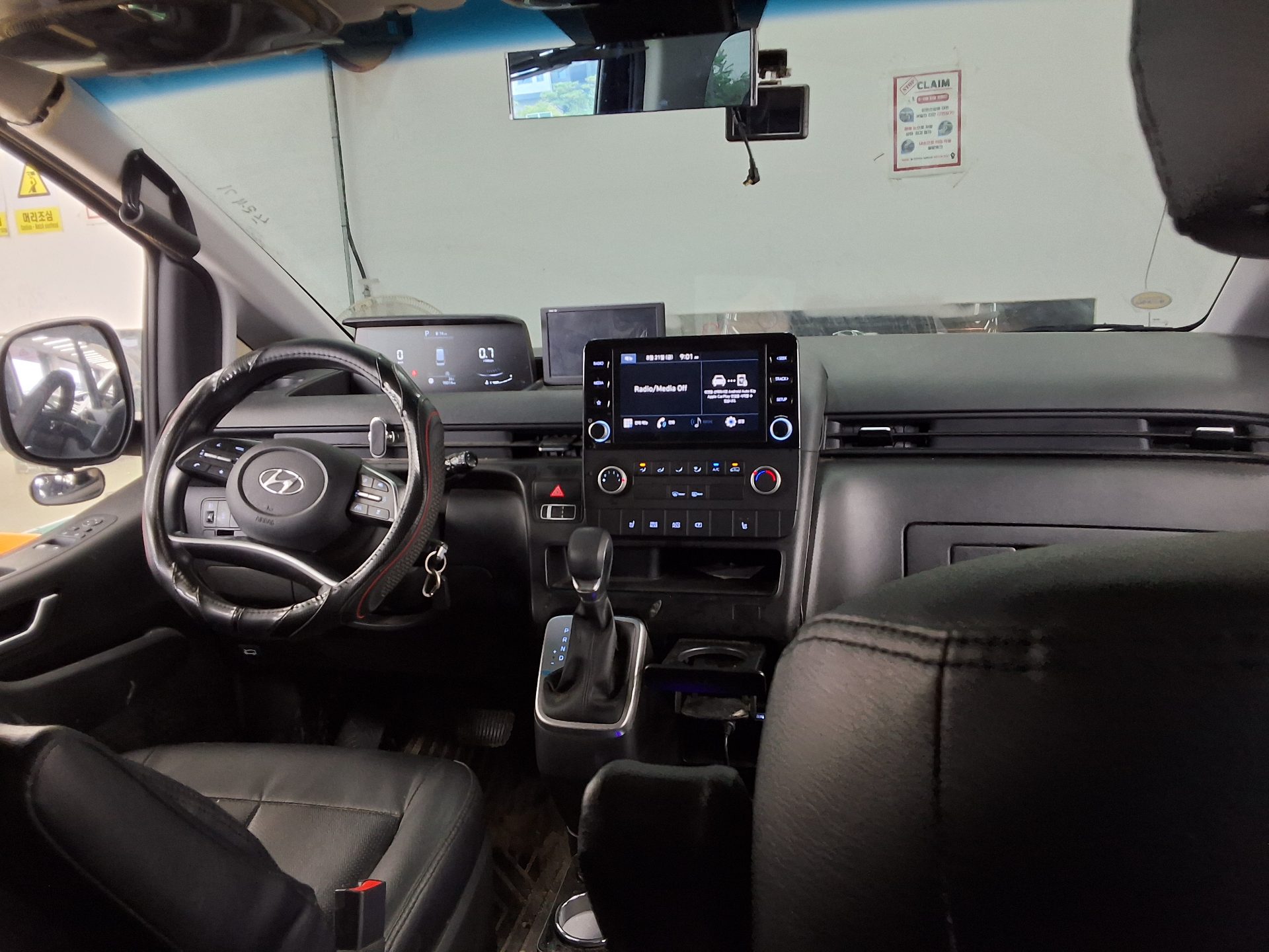 HYUNDAI STARIA 2.2 DIESEL CARGO 5-SEATER SMART 2022 - zdjęcie 11
