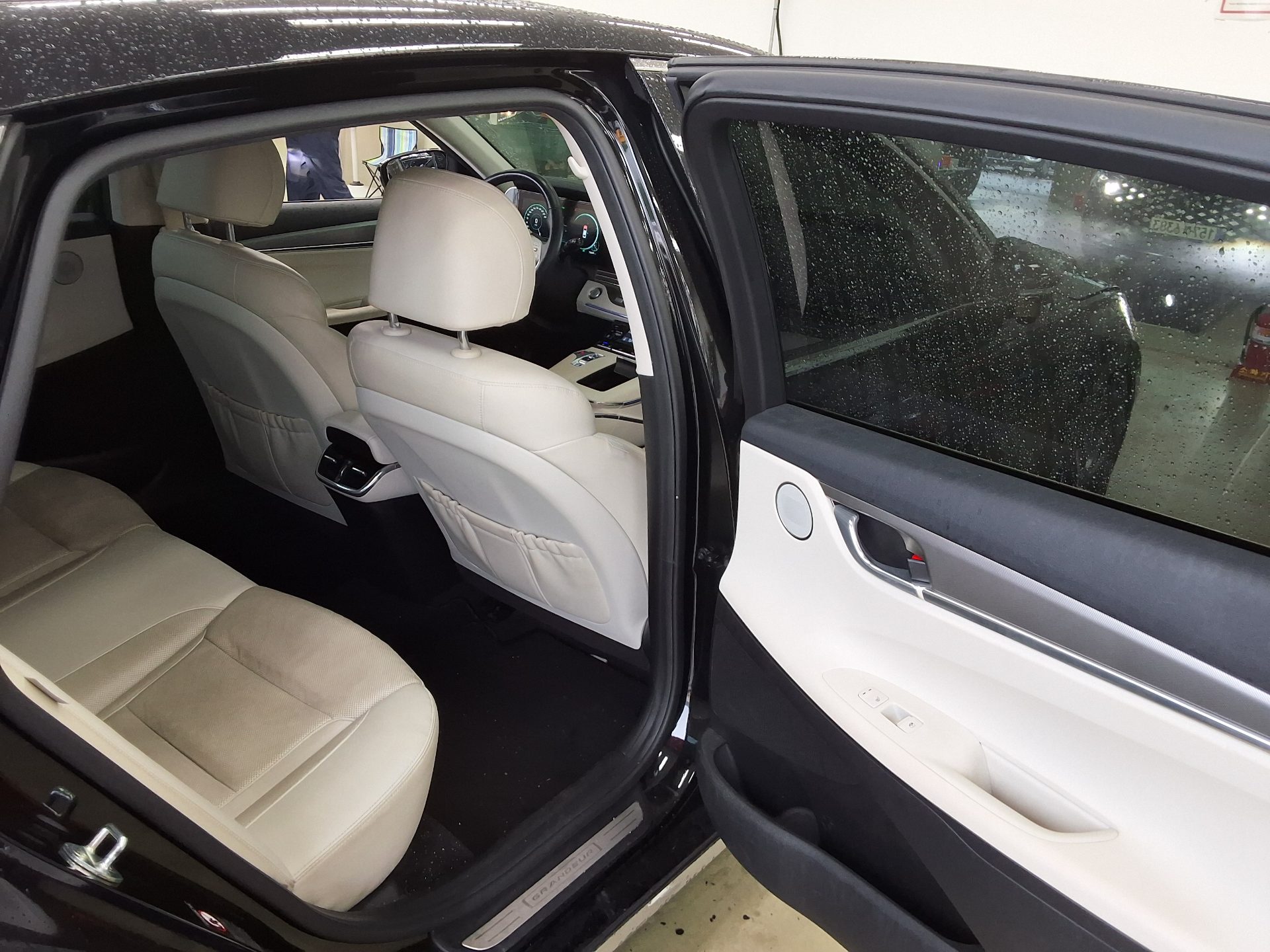 HYUNDAI THE NEW GRANDEUR IG GASOLINE 2.5 LE BLANC 2022 - zdjęcie 13