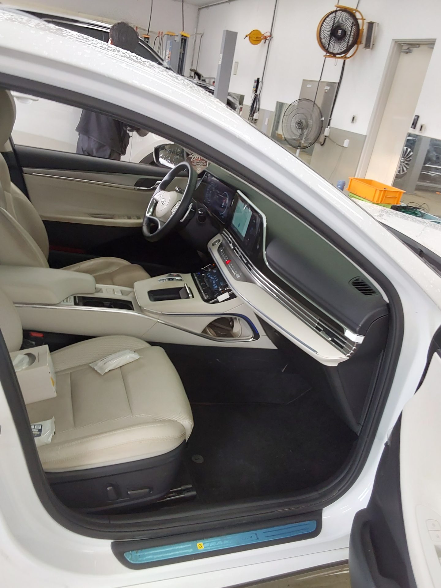 HYUNDAI THE NEW GRANDEUR IG GASOLINE 2.5 LE BLANC 2022 - zdjęcie 14