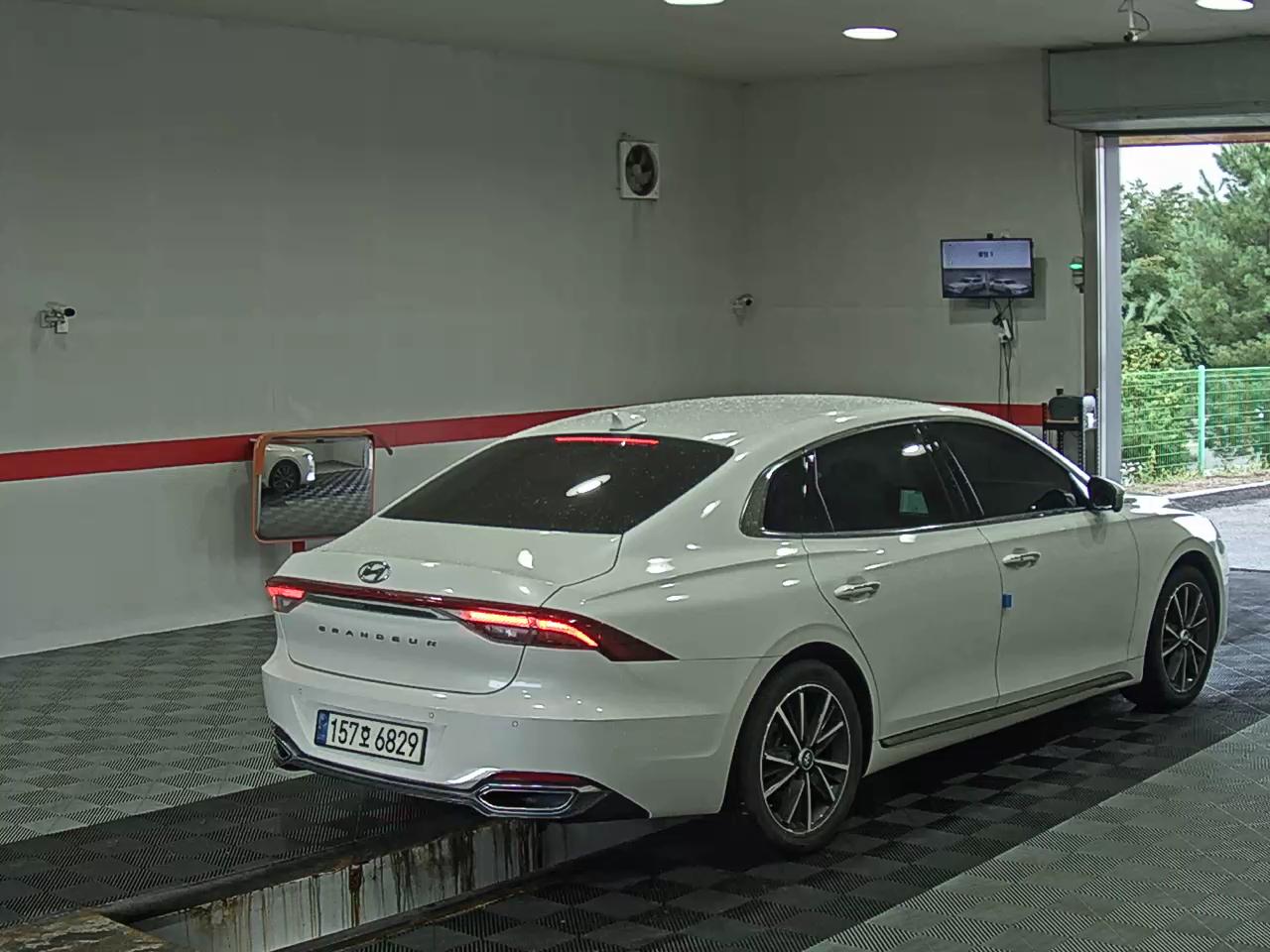 HYUNDAI THE NEW GRANDEUR IG GASOLINE 2.5 LE BLANC 2022 - zdjęcie 5