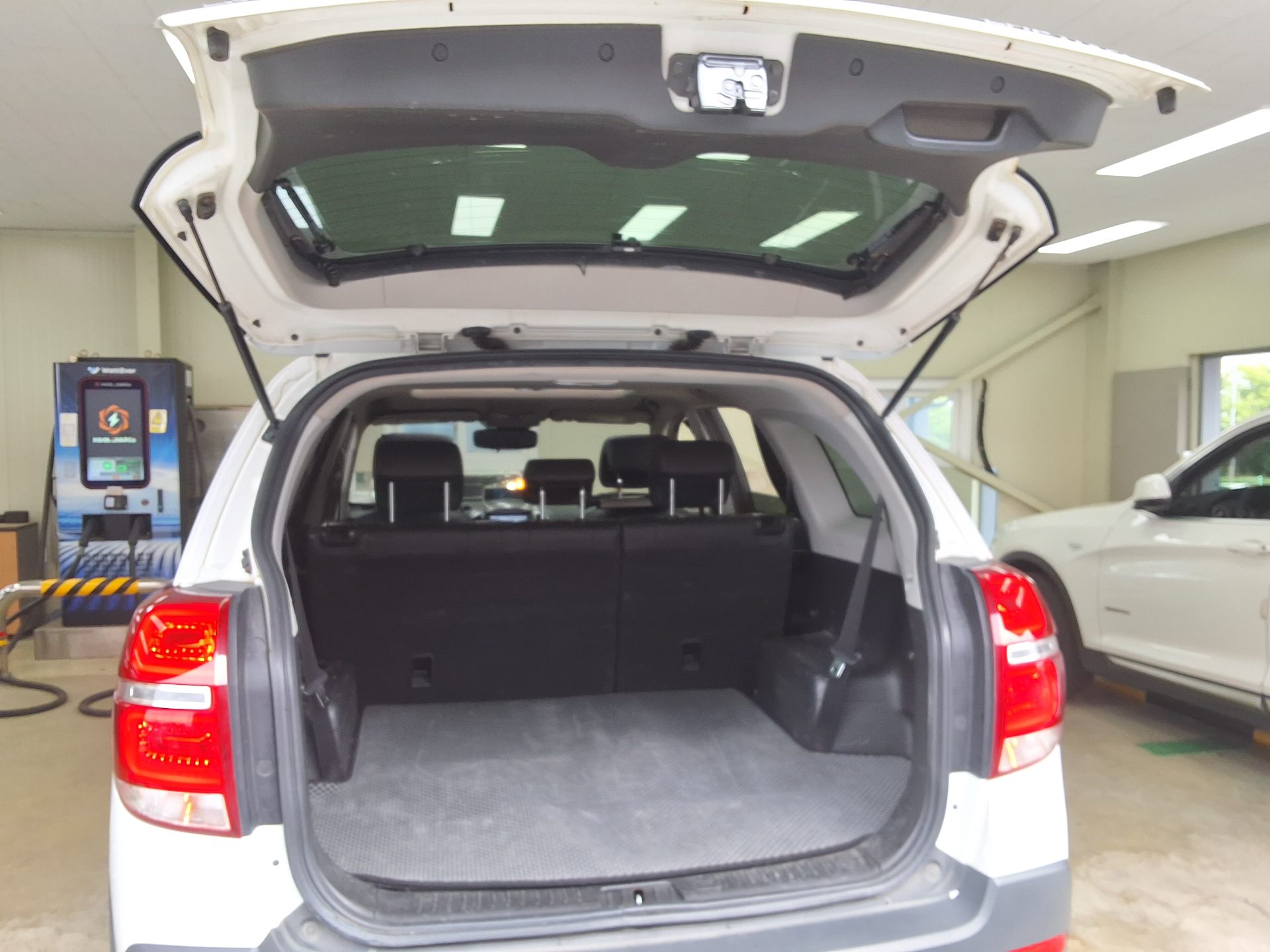CHEVROLET (DAEWOO) CAPTIVA DIESEL 2.0 2WD LT PREMIUM 2013 - zdjęcie 16