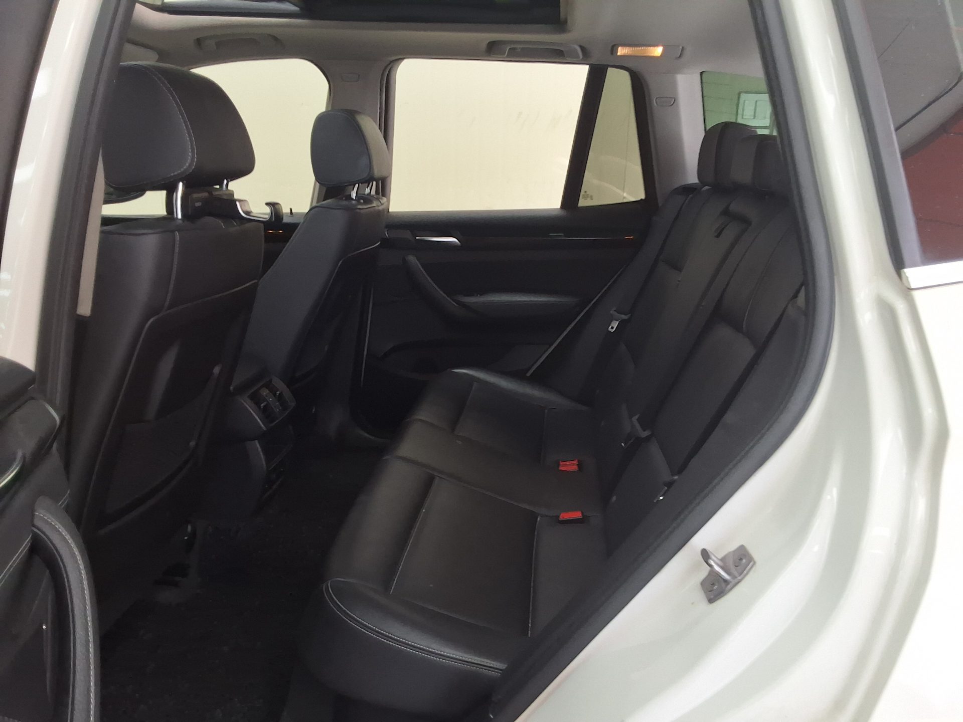 BMW X3 (2ND GEN) 20d xDRIVE X LINE 2015 - zdjęcie 13