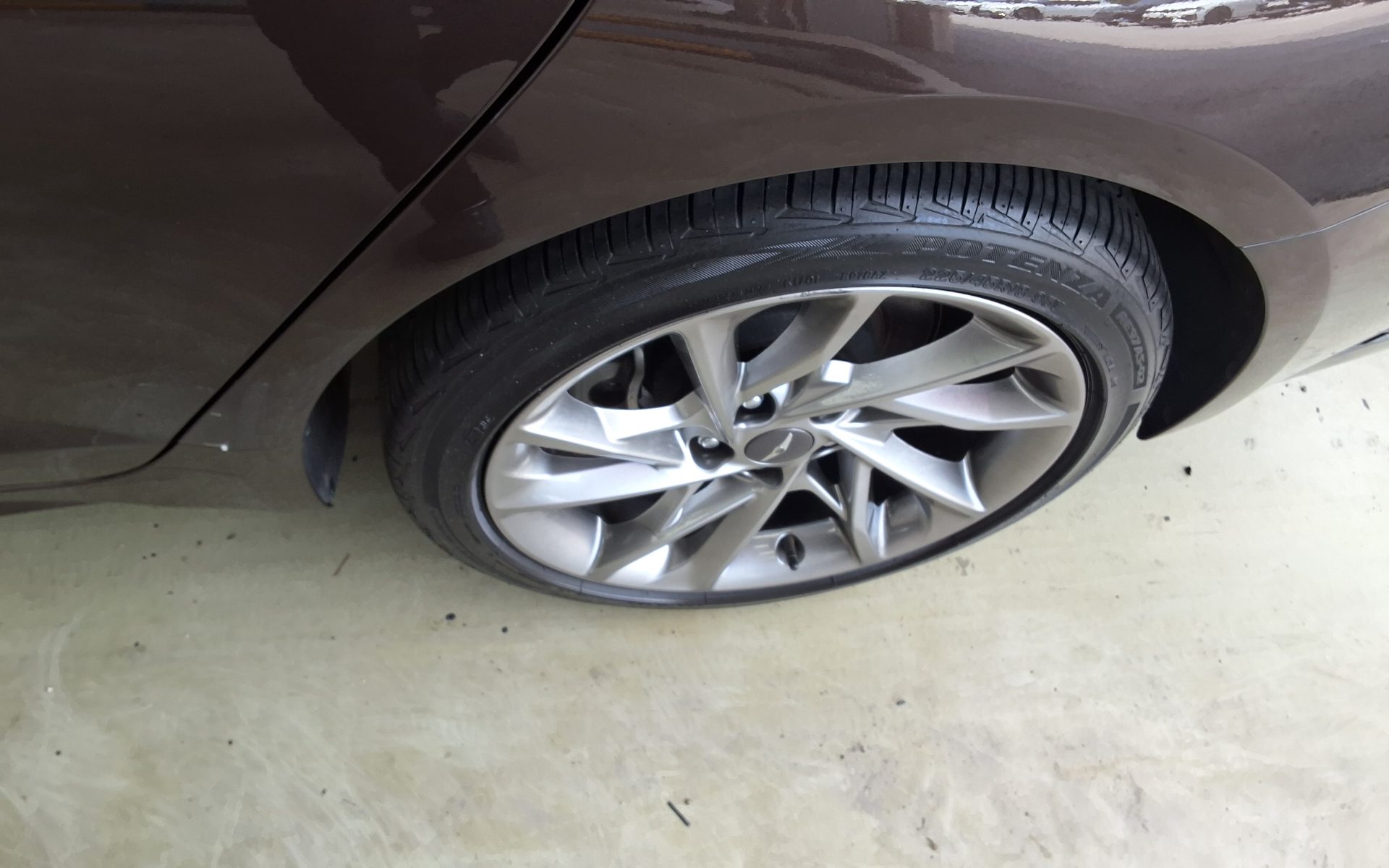 GENESIS THE NEW G70 GASOLINE 2.0T 2WD BASE MODEL 2021 - zdjęcie 24