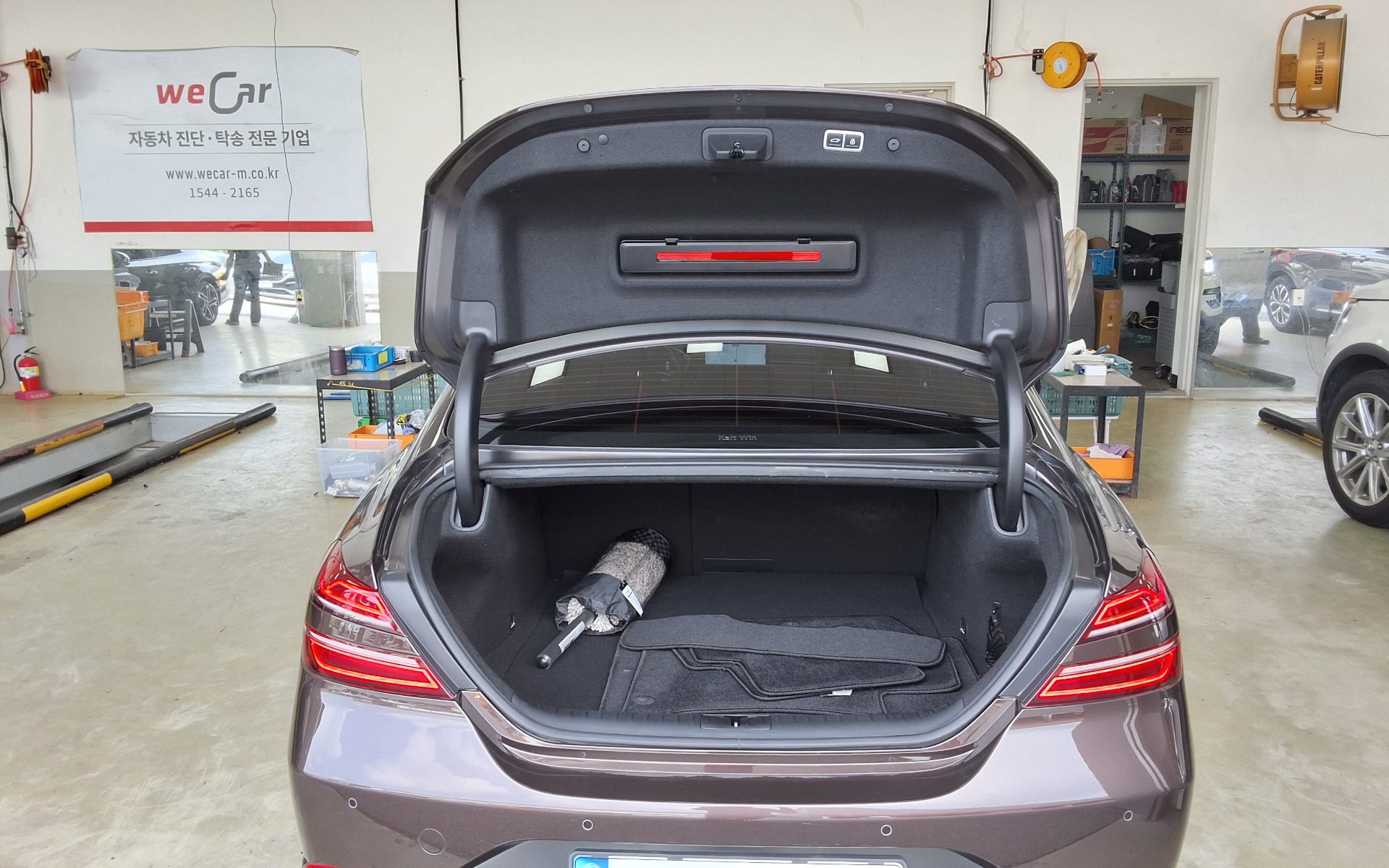 GENESIS THE NEW G70 GASOLINE 2.0T 2WD BASE MODEL 2021 - zdjęcie 15