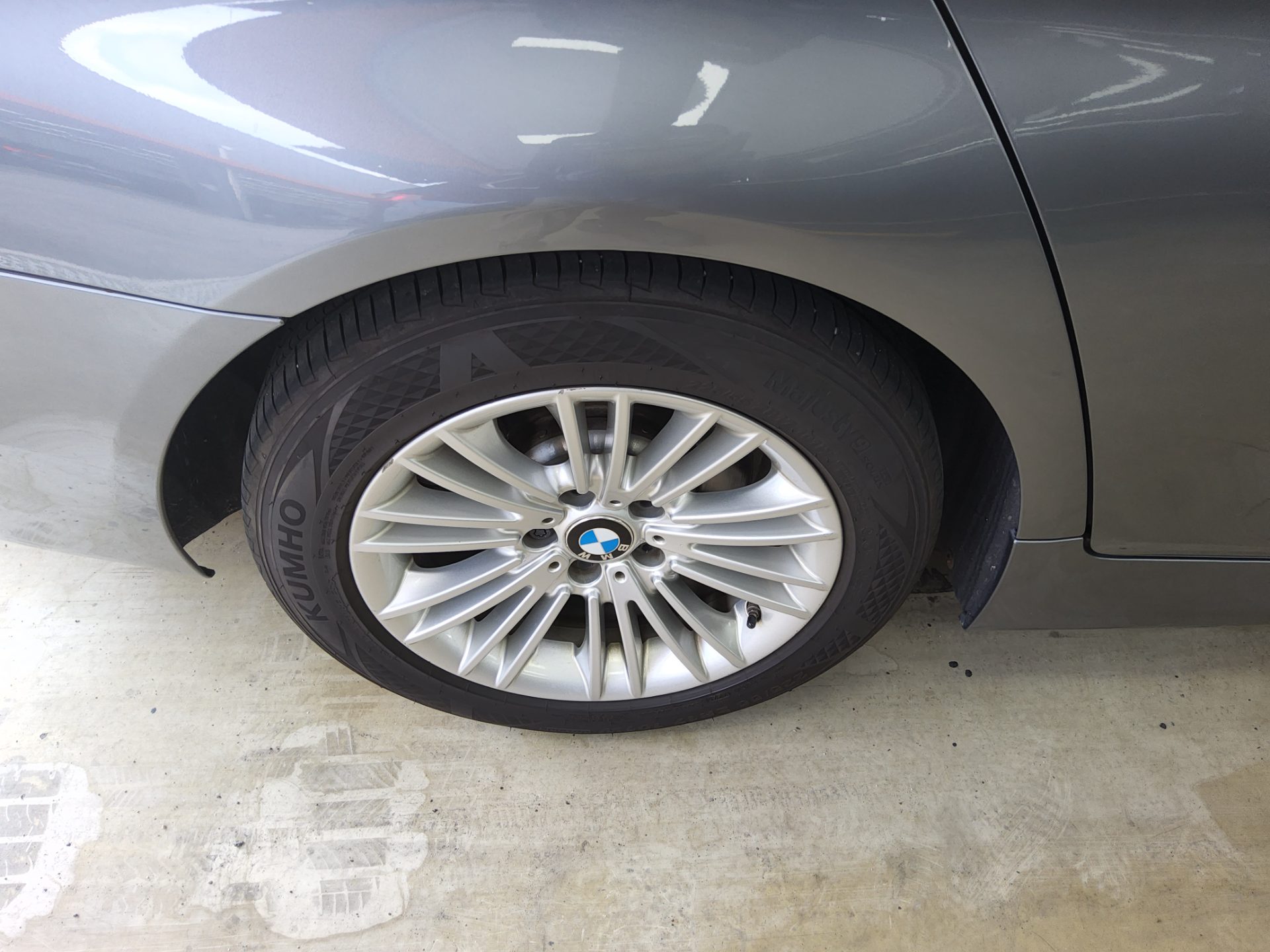 BMW 5 SERIES (6TH GEN) 520d xDRIVE 2015 - zdjęcie 29