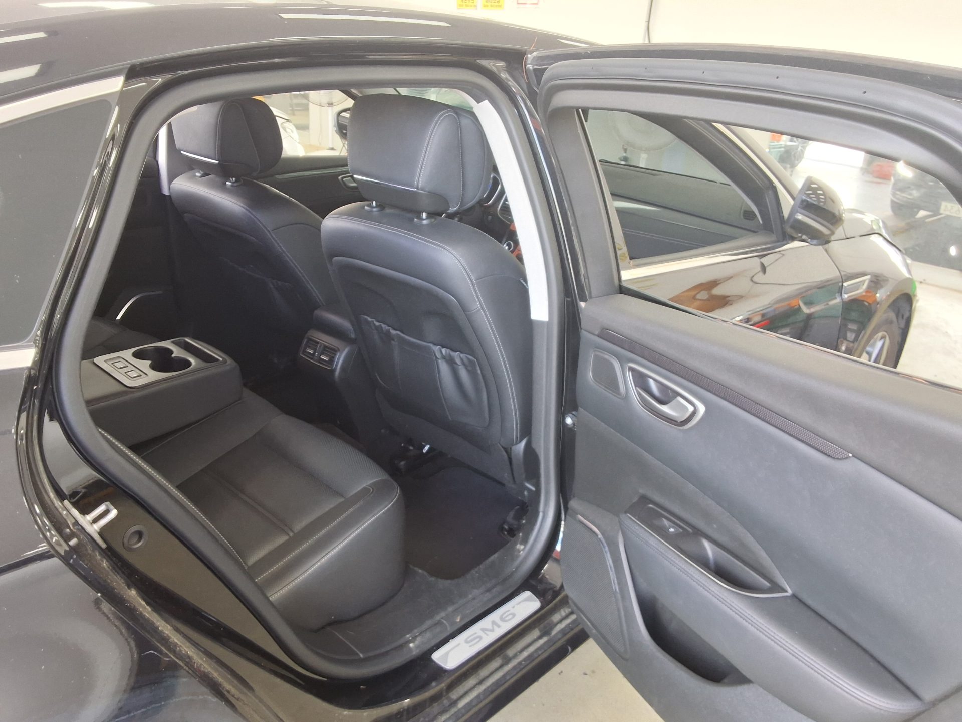 RENAULT (SAMSUNG) SM6 2.0 GDe LE 2019 - zdjęcie 13