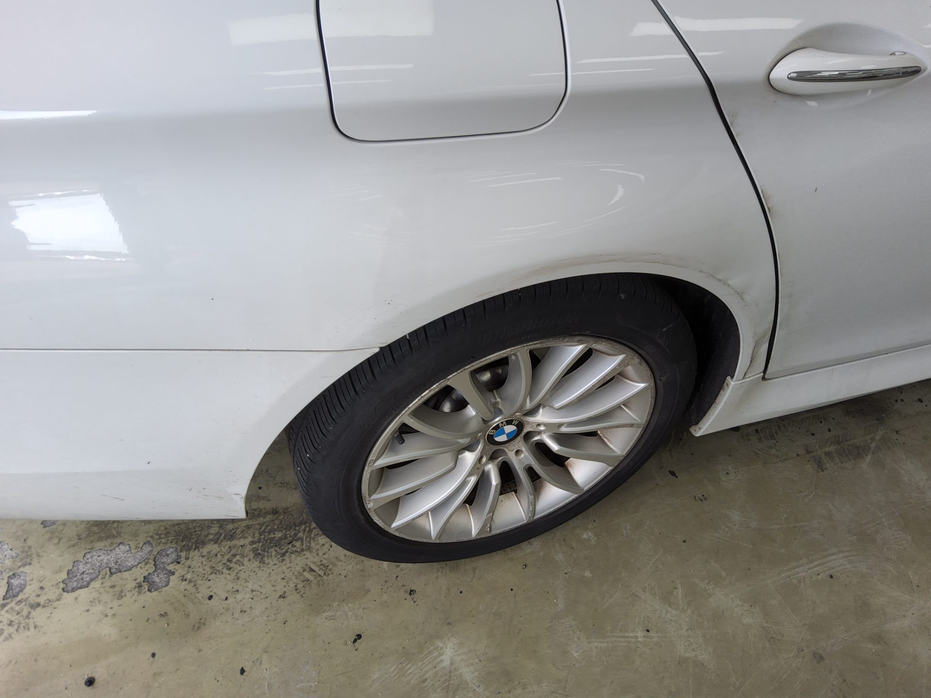 BMW 5 SERIES (6TH GEN) 520d xDRIVE M AERODYNAMIC 2016 - zdjęcie 26