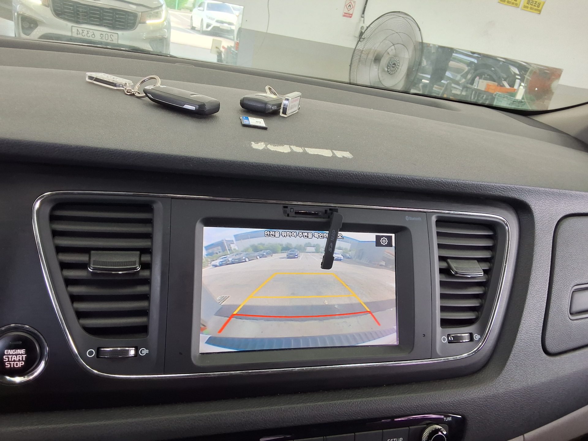 KIA THE NEW CARNIVAL 9-SEATER DIESEL LUXURY 2020 - zdjęcie 18