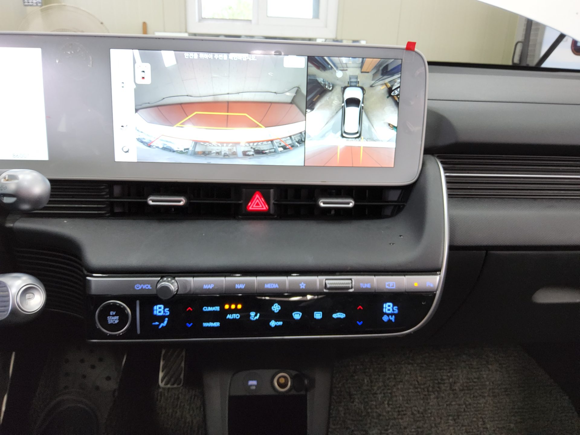 HYUNDAI IONIQ 5 EV 2WD LONG RANGE PRESTIGE 2022 - zdjęcie 18