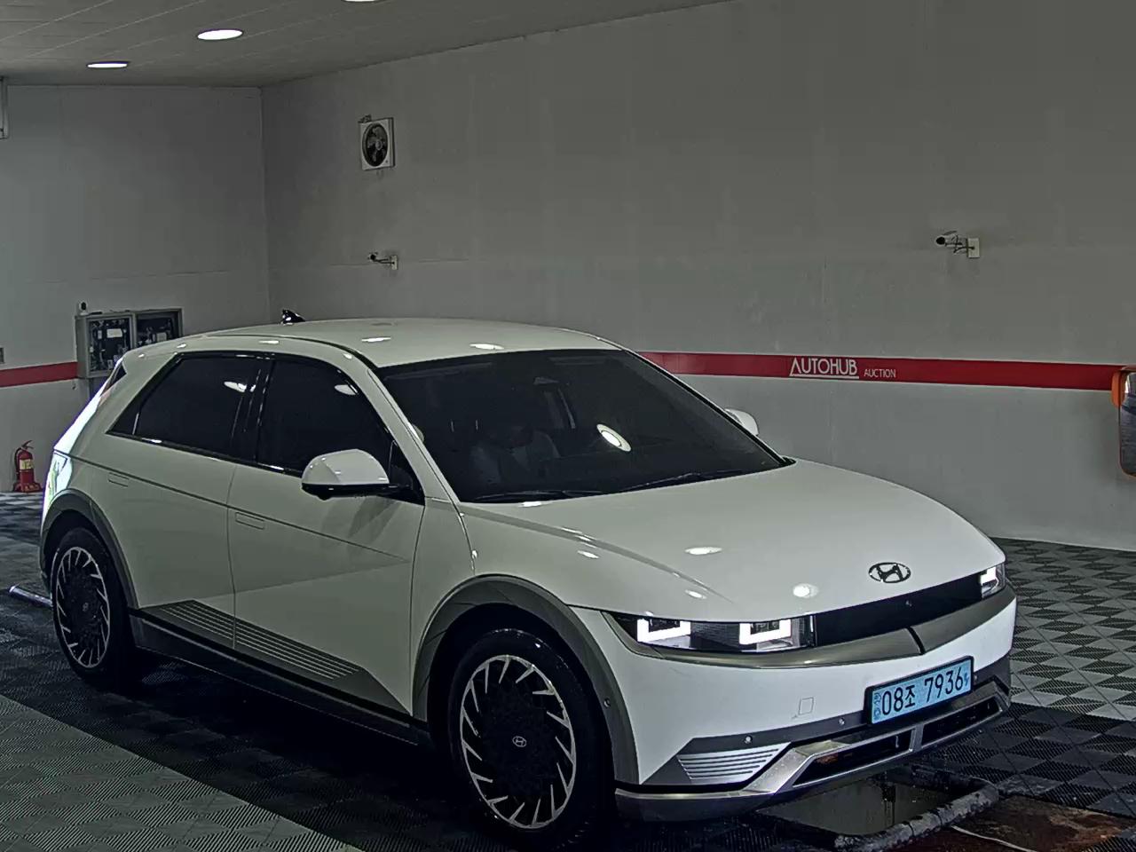 HYUNDAI IONIQ 5 EV 2WD LONG RANGE PRESTIGE 2022 - zdjęcie 3