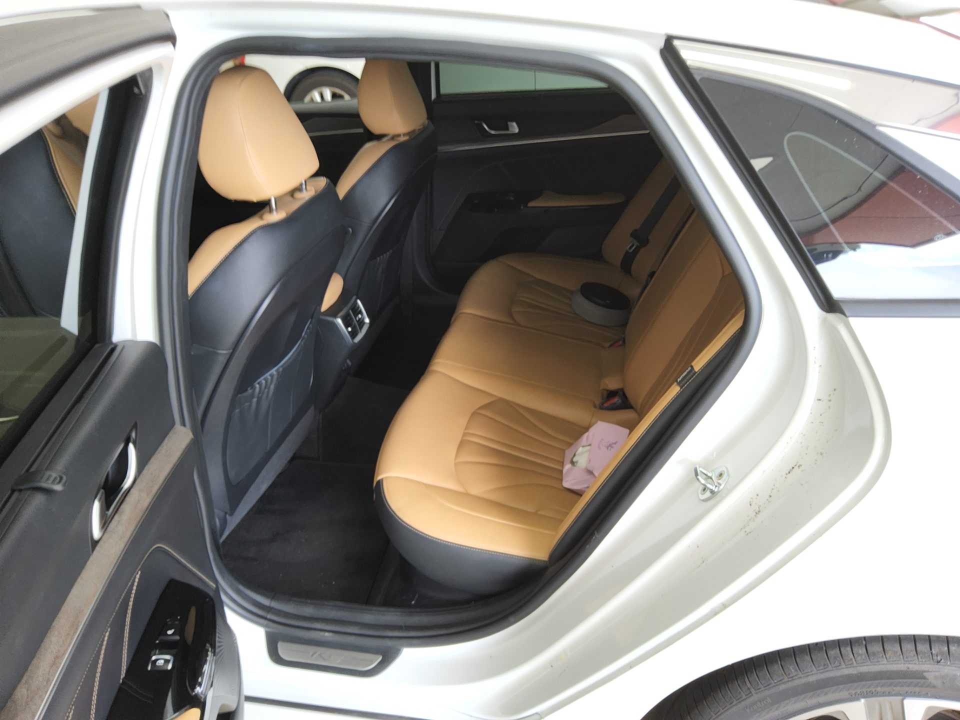 KIA NEW K5 HYBRID (DL3) 2.0 HEV SIGNATURE 2021 - zdjęcie 12