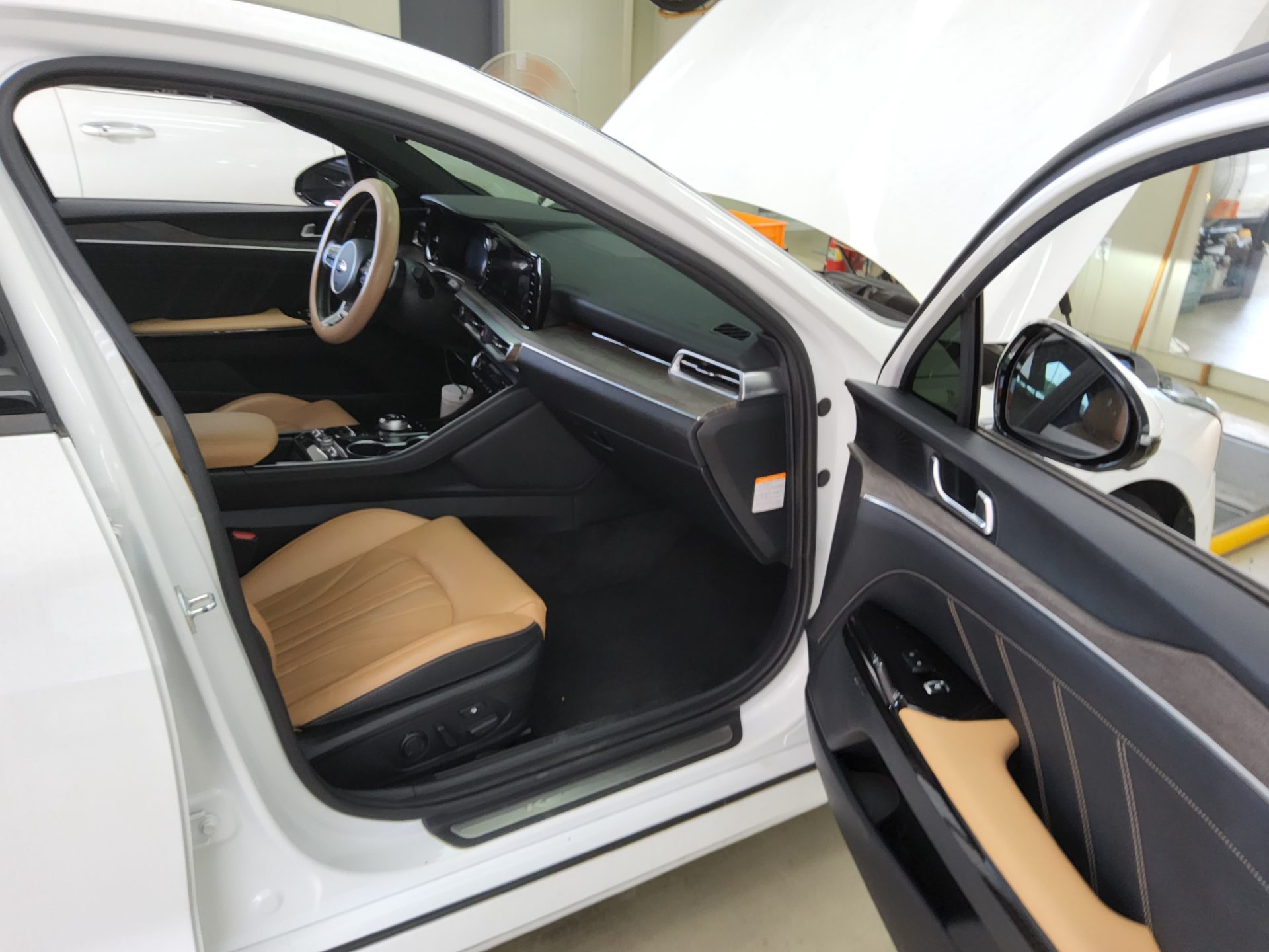 KIA NEW K5 HYBRID (DL3) 2.0 HEV SIGNATURE 2021 - zdjęcie 14