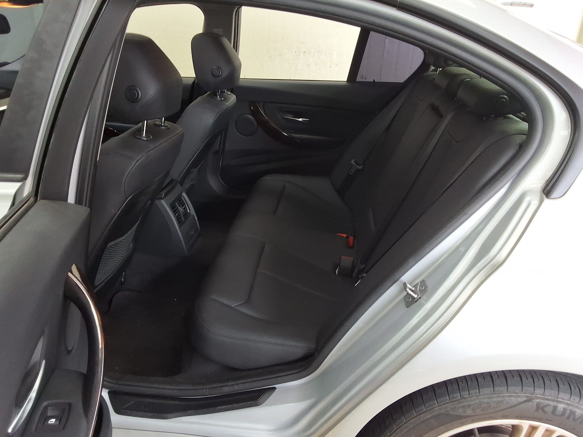 BMW 3 SERIES (6TH GEN) 320d xDRIVE 2014 - zdjęcie 13