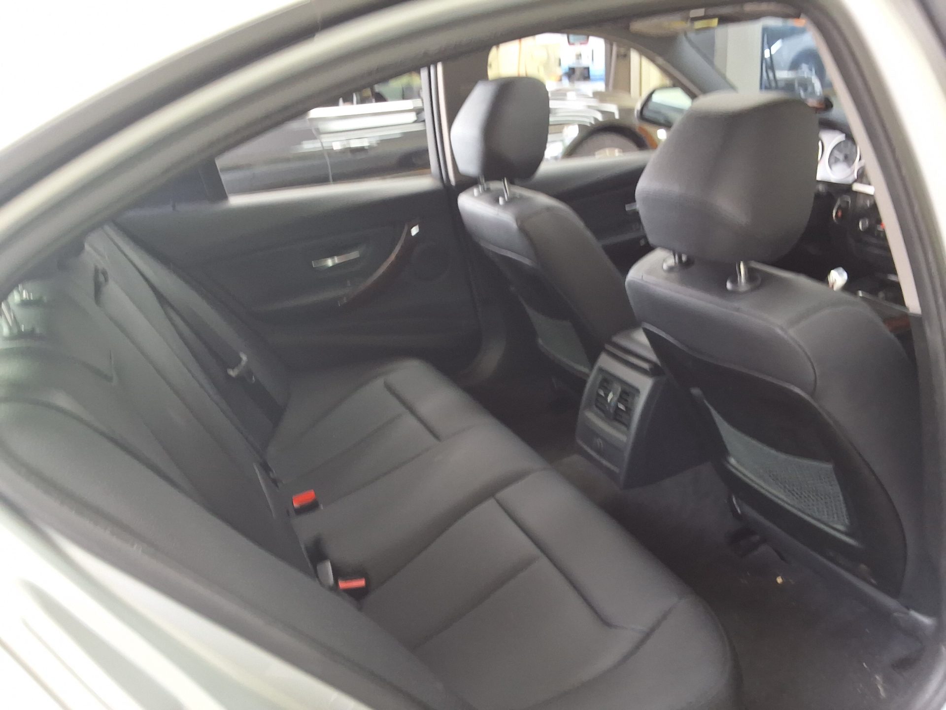BMW 3 SERIES (6TH GEN) 320d xDRIVE 2014 - zdjęcie 14