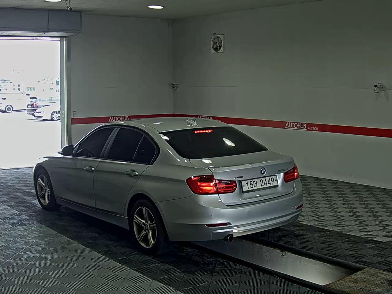BMW 3 SERIES (6TH GEN) 320d xDRIVE 2014 - zdjęcie 6