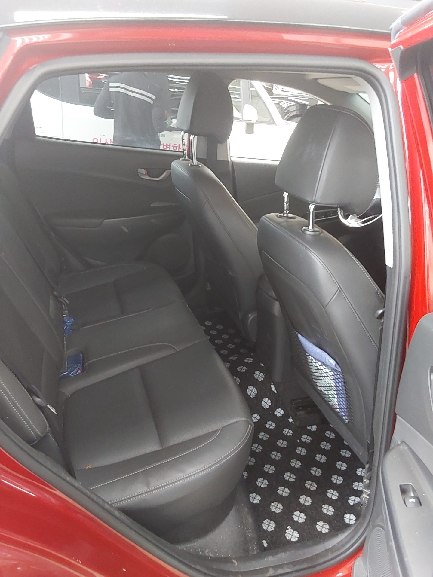 HYUNDAI KONA 1.6 GASOLINE 2WD PREMIUM 2020 - zdjęcie 13