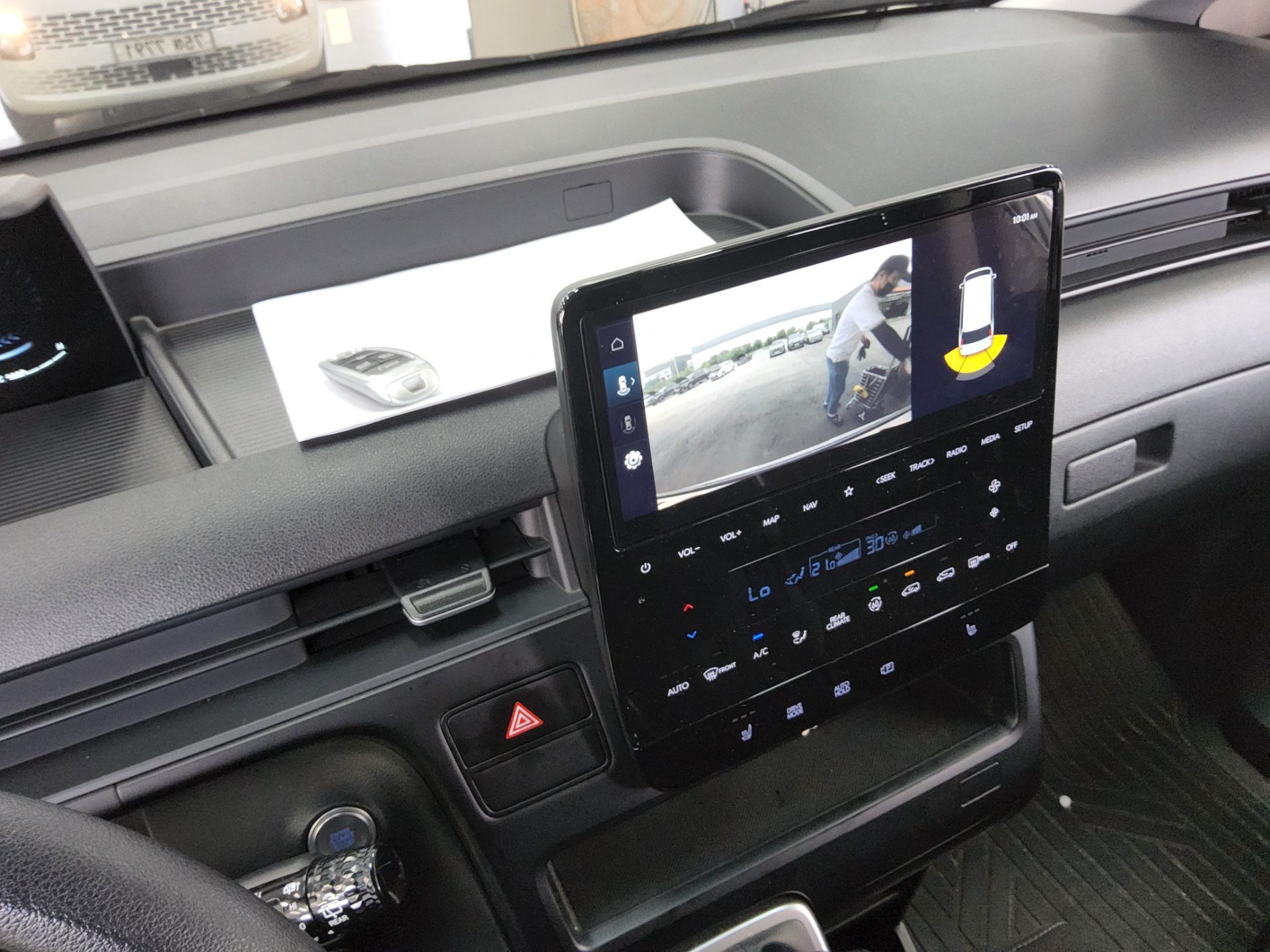 HYUNDAI STARIA 2.2 DIESEL TOURER 11-SEATER 2WD SMART 2023 - zdjęcie 18