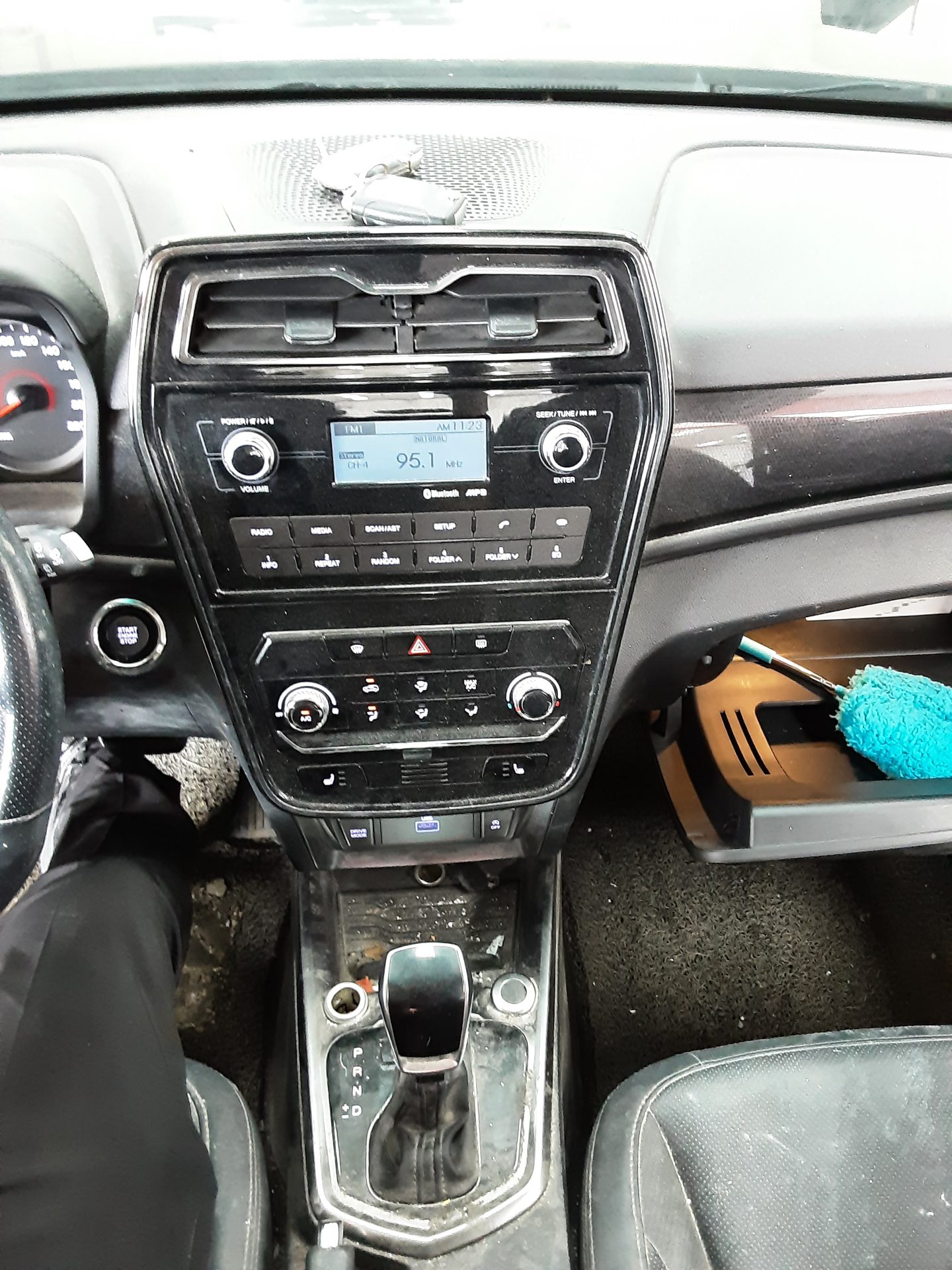 KG MOBILITY (SSANGYONG) NEW TIVOLI AIR 1.5 GASOLINE TURBO A3 2021 - zdjęcie 11