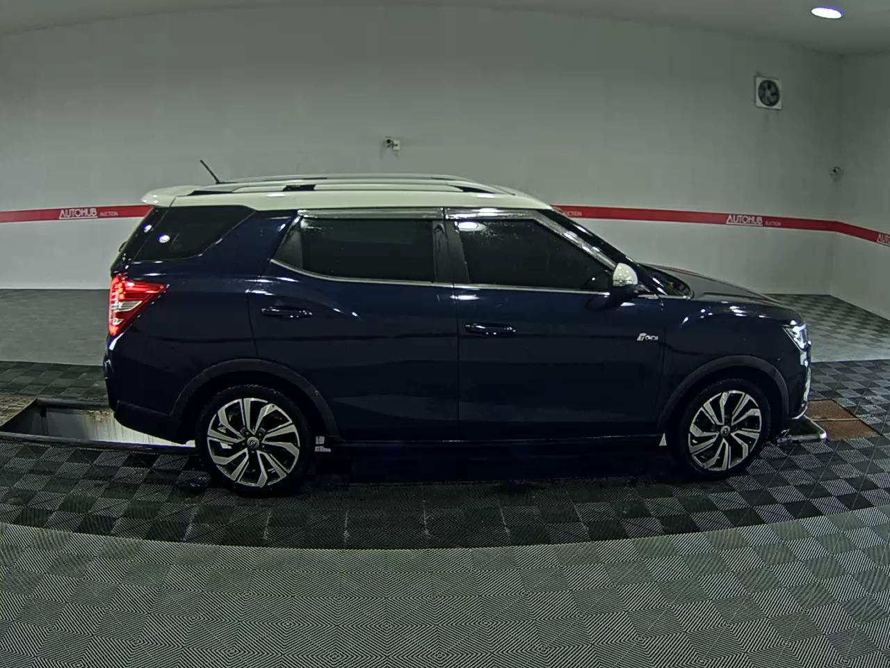 KG MOBILITY (SSANGYONG) NEW TIVOLI AIR 1.5 GASOLINE TURBO A3 2021 - zdjęcie 4