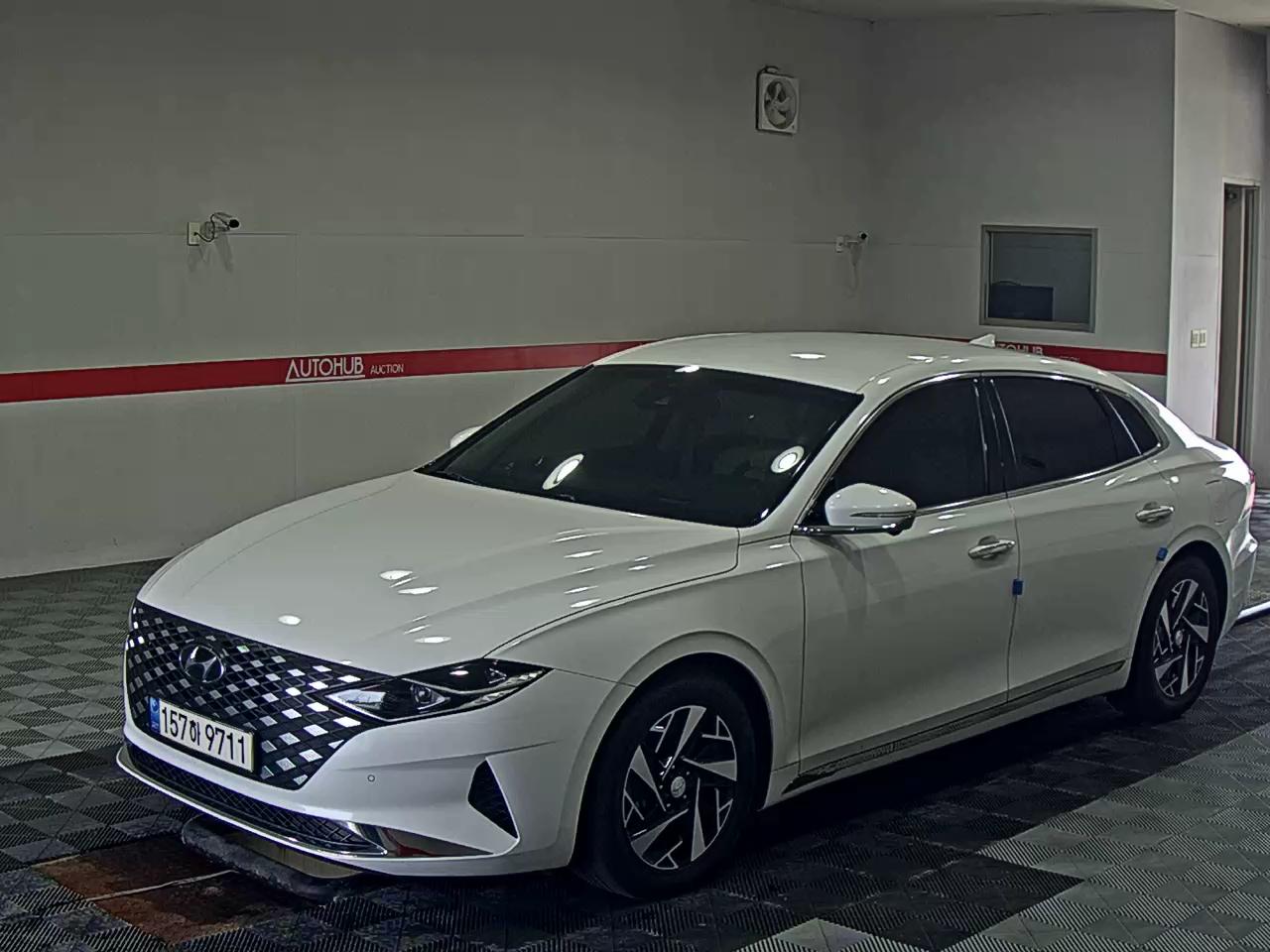 HYUNDAI THE NEW GRANDEUR IG HYBRID 2.4 HEV LE BLANC 2022 - zdjęcie 2